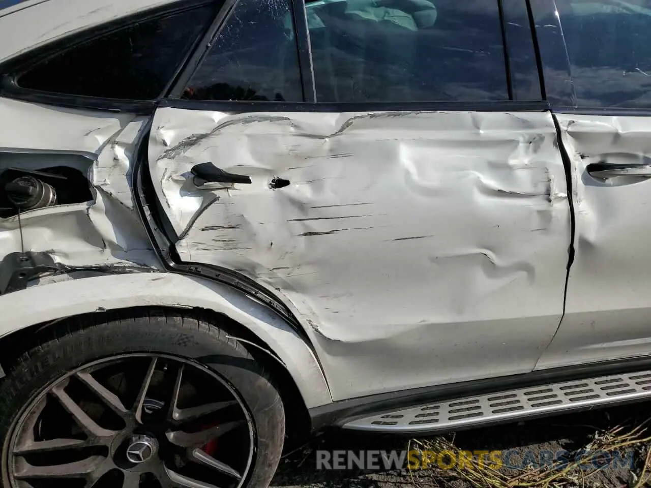 10 fotografías del automóvil dañado 4JGFD8KB9NA779942 MERCEDES-BENZ GLE-CLASS 2022