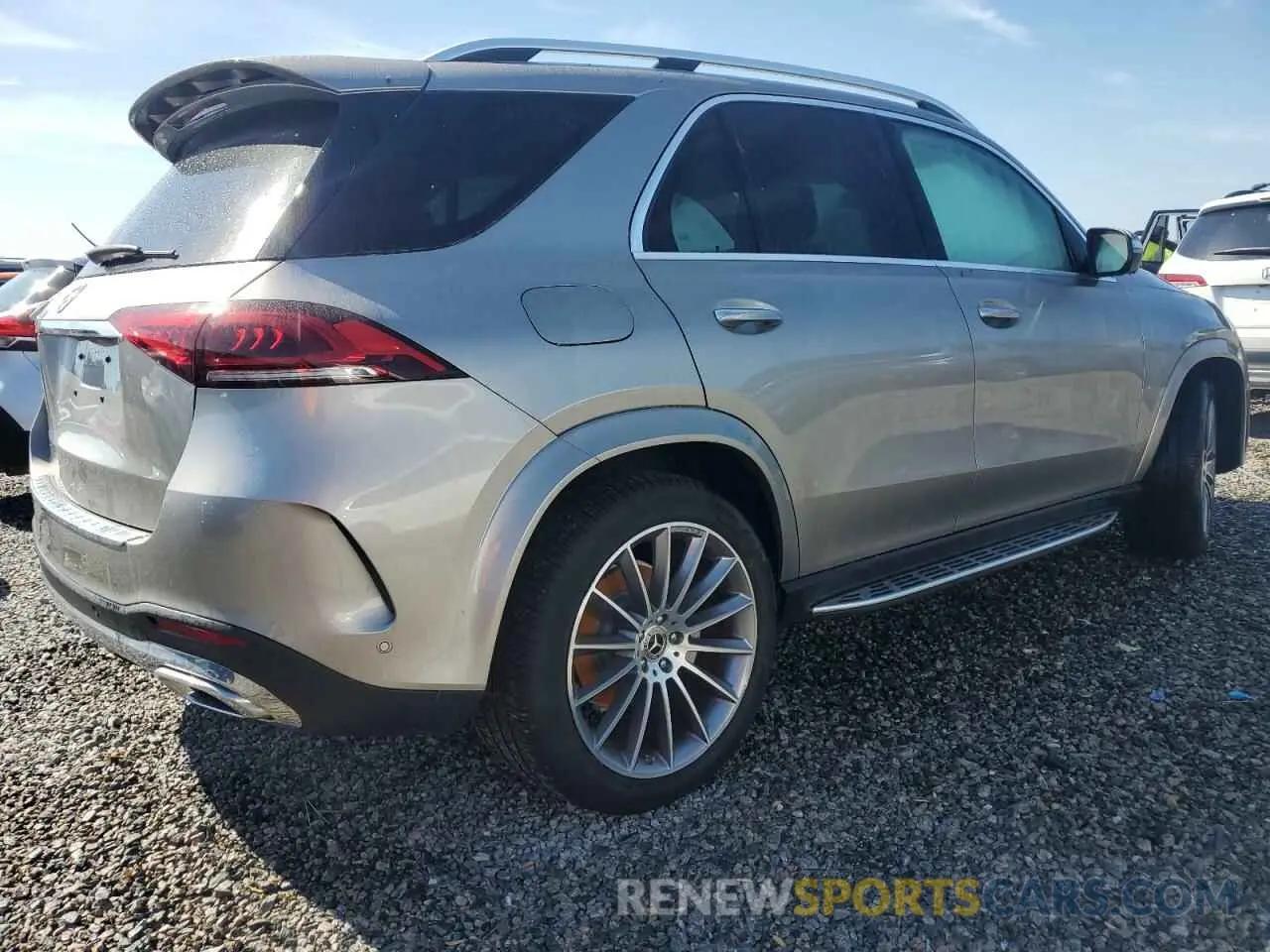 3 fotografías del automóvil dañado 4JGFB4JB6PA889270 MERCEDES-BENZ GLE-CLASS 2023