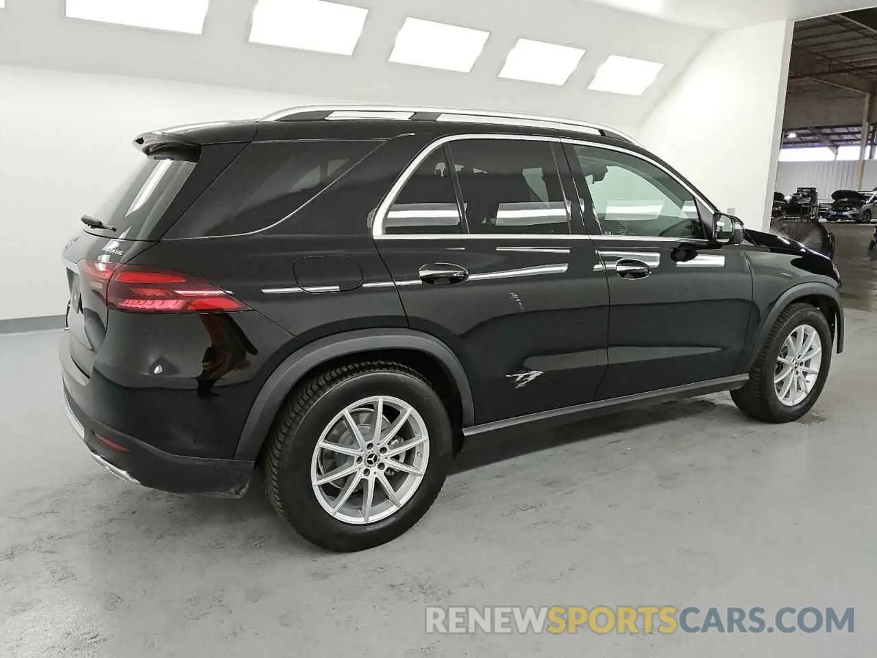 3 fotografías del automóvil dañado 4JGFB4FB3RB130680 MERCEDES-BENZ GLE-CLASS 2024