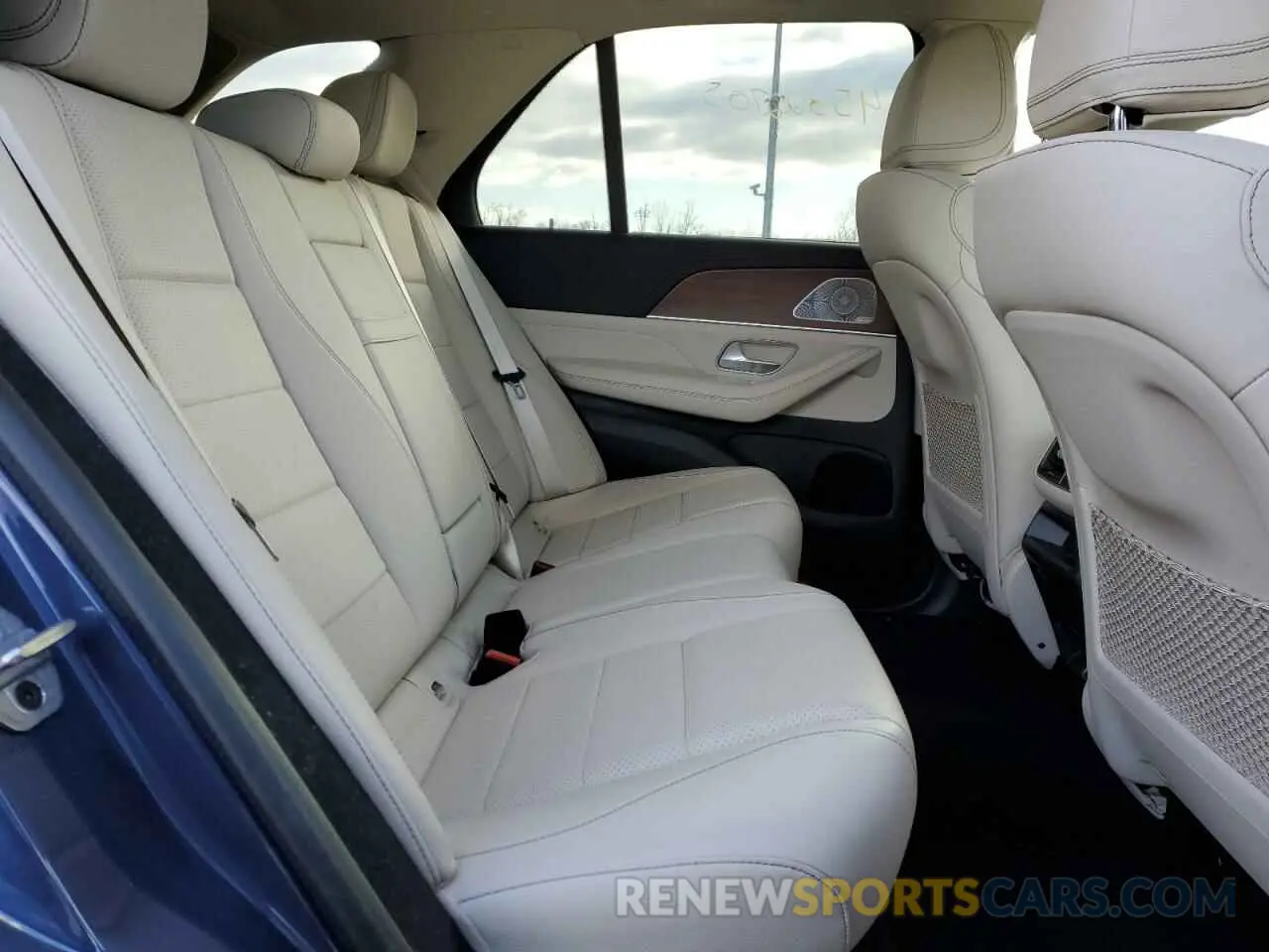 11 fotografías del automóvil dañado 4JGFB4FB6RB063282 MERCEDES-BENZ GLE-CLASS 2024