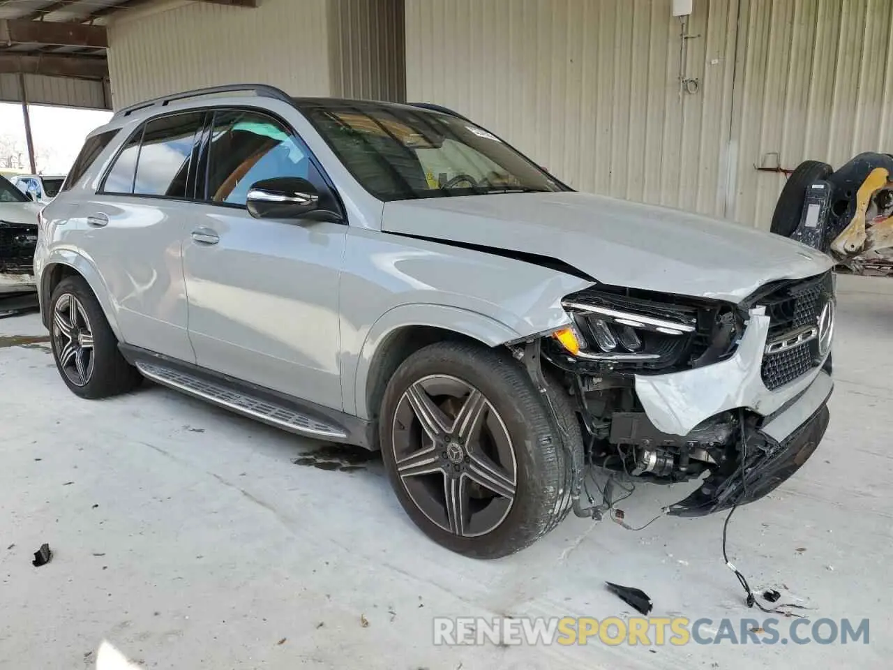 4 fotografías del automóvil dañado 4JGFB5KB1RB182563 MERCEDES-BENZ GLE-CLASS 2024