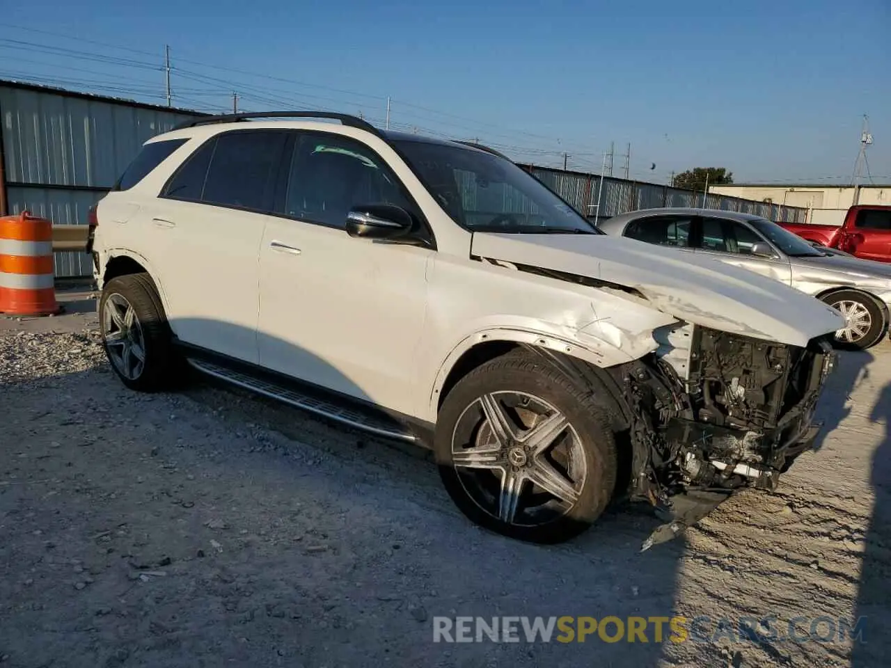 4 fotografías del automóvil dañado 4JGFB5KB3RB130481 MERCEDES-BENZ GLE-CLASS 2024