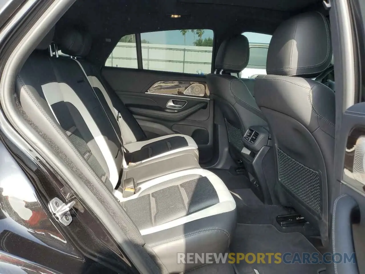 11 fotografías del automóvil dañado 4JGFD8KB7RA883786 MERCEDES-BENZ GLE-CLASS 2024