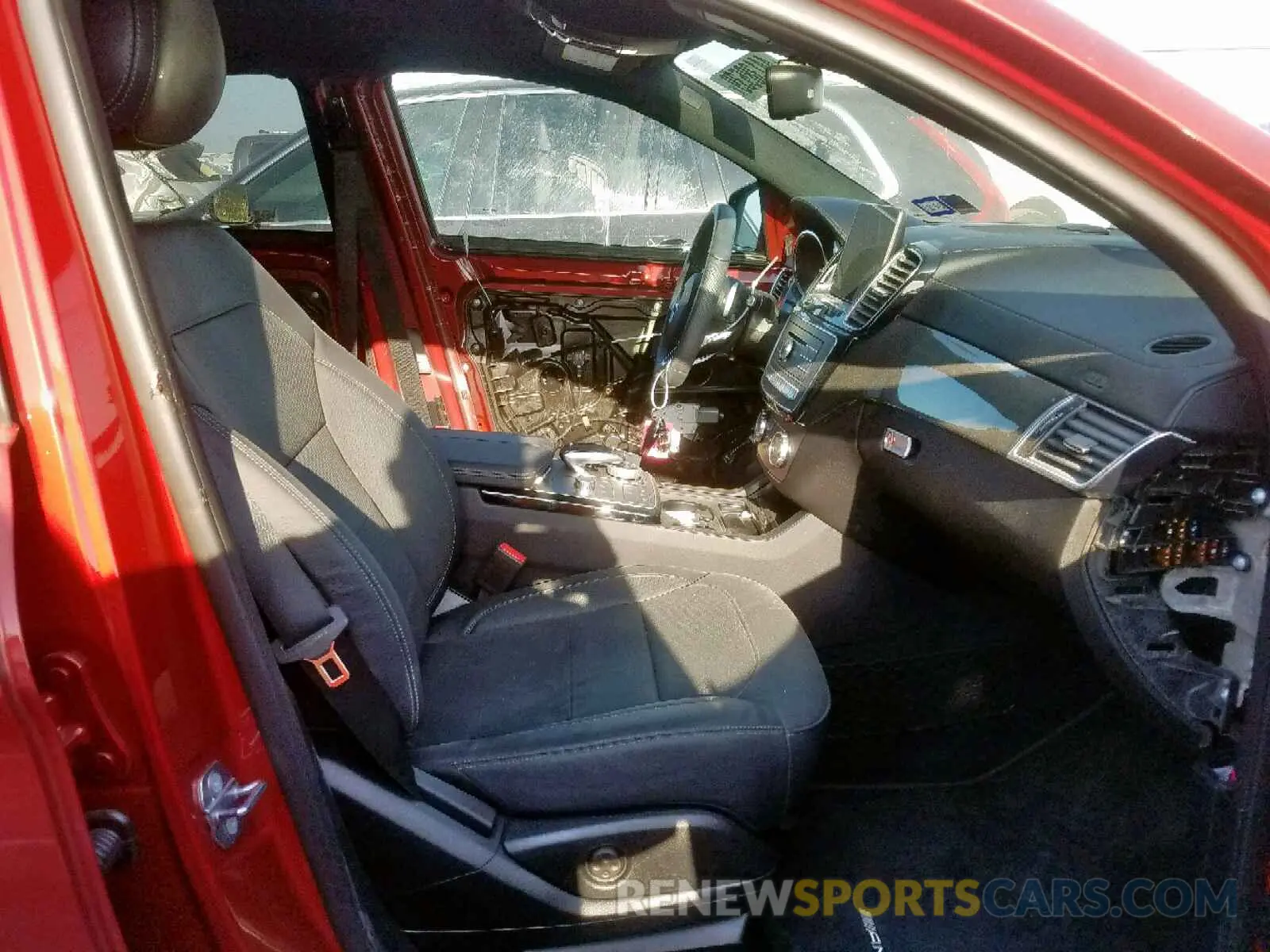 5 fotografías del automóvil dañado 4JGED6EB1KA139215 MERCEDES-BENZ GLE COUPE 2019