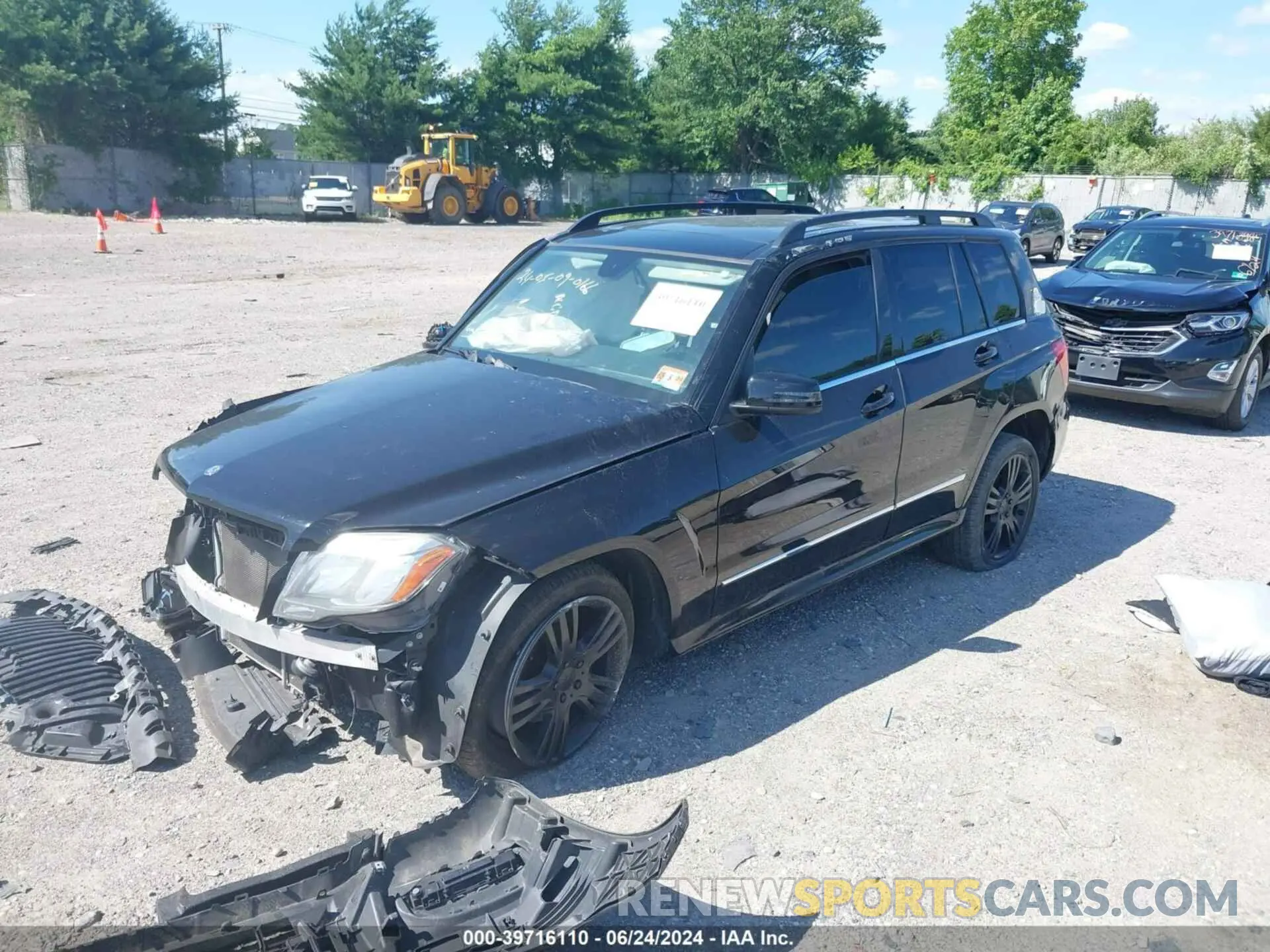 2 fotografías del automóvil dañado WDCGG8JB5FG393741 MERCEDES-BENZ GLK 350 2015