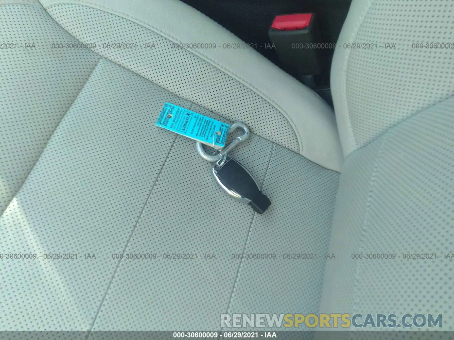 11 fotografías del automóvil dañado 4JGDF6EE5KB240882 MERCEDES-BENZ GLS 2019