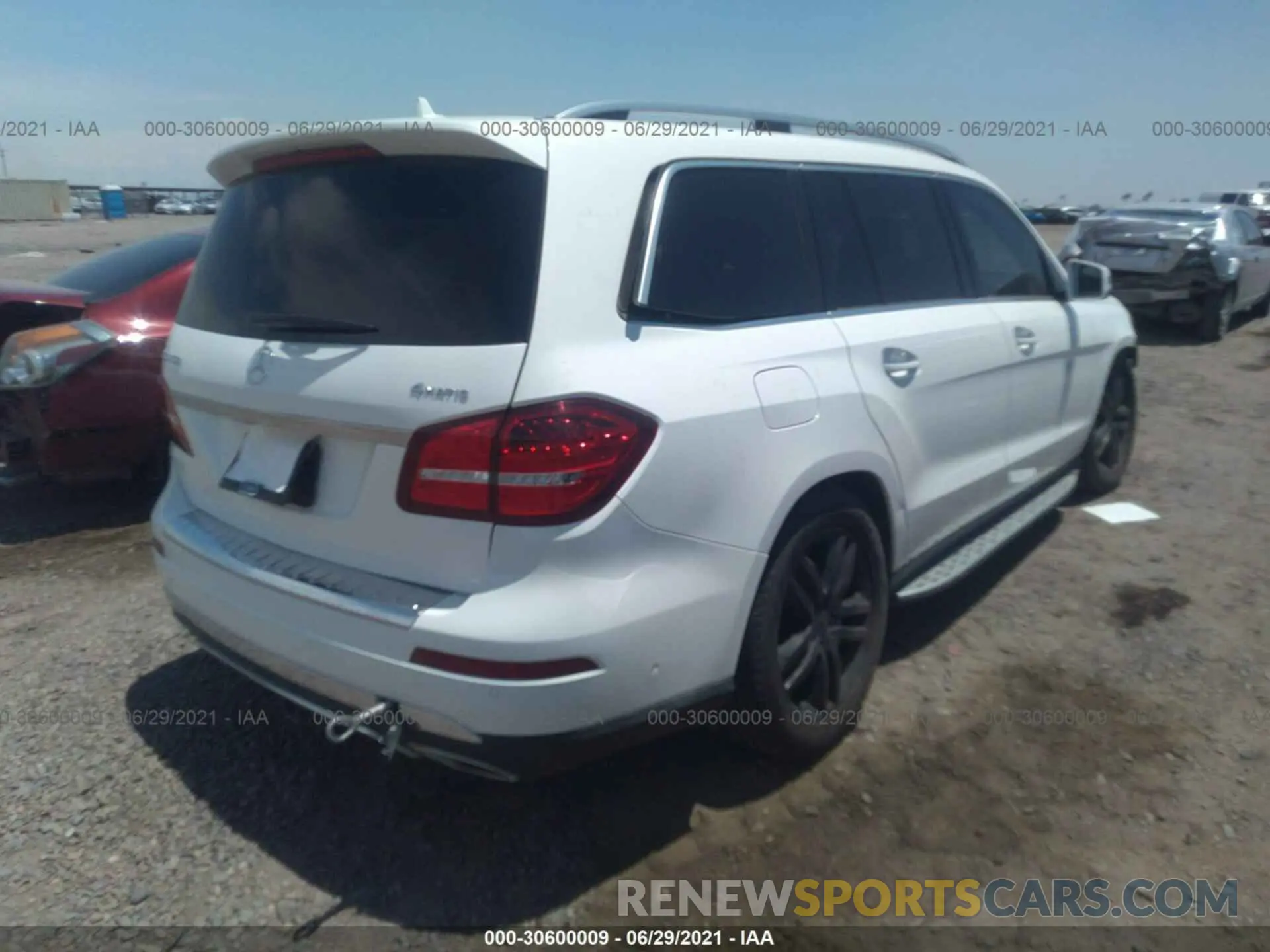 4 fotografías del automóvil dañado 4JGDF6EE5KB240882 MERCEDES-BENZ GLS 2019