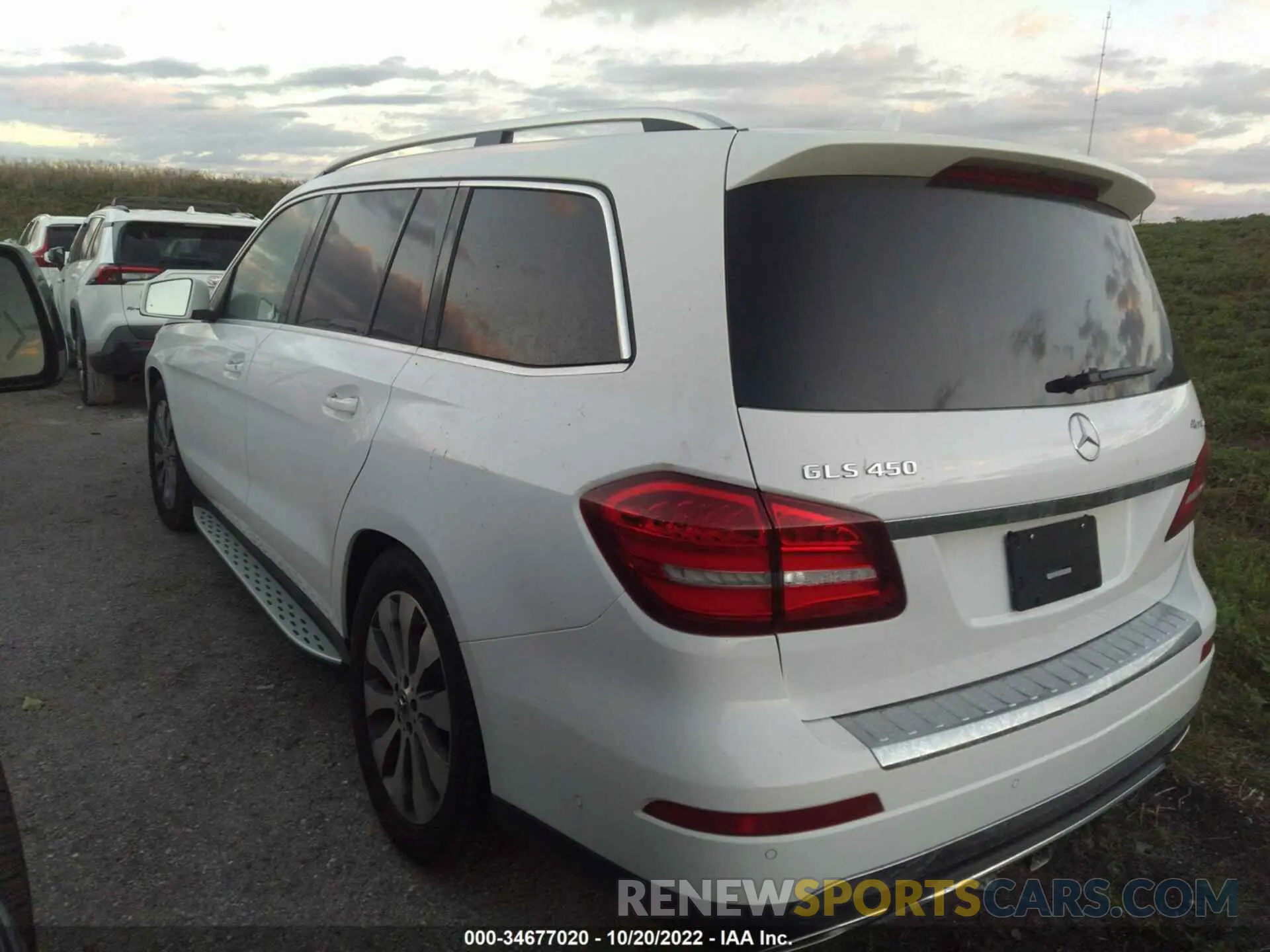 3 fotografías del automóvil dañado 4JGDF6EE9KB221462 MERCEDES-BENZ GLS 2019