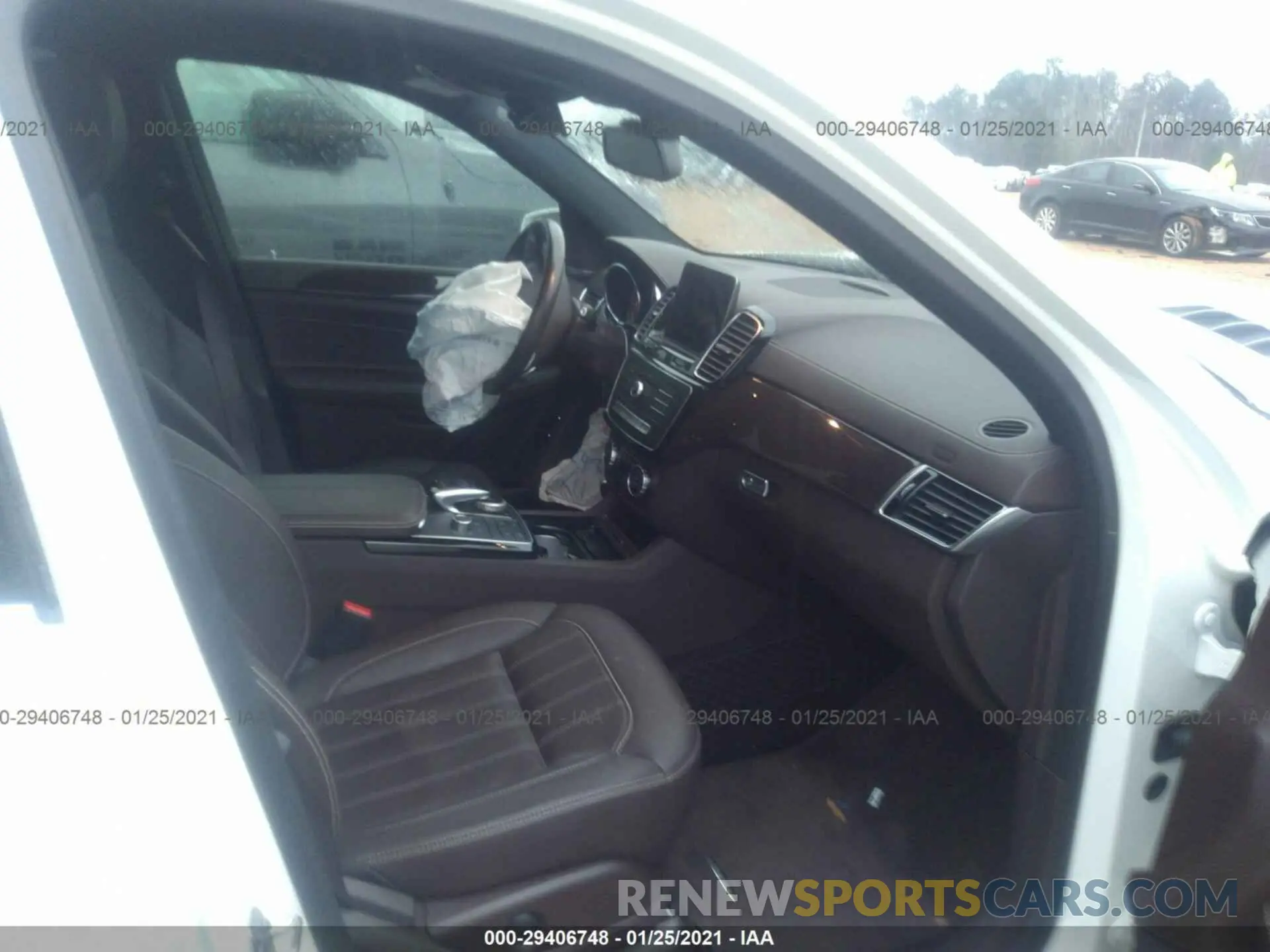 5 fotografías del automóvil dañado 4JGDF6EEXKB220191 MERCEDES-BENZ GLS 2019