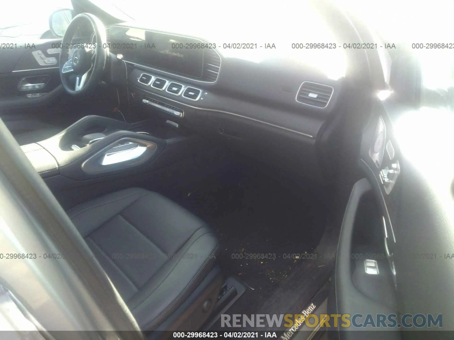 5 fotografías del automóvil dañado 4JGFF5KE3LA142156 MERCEDES-BENZ GLS 2020