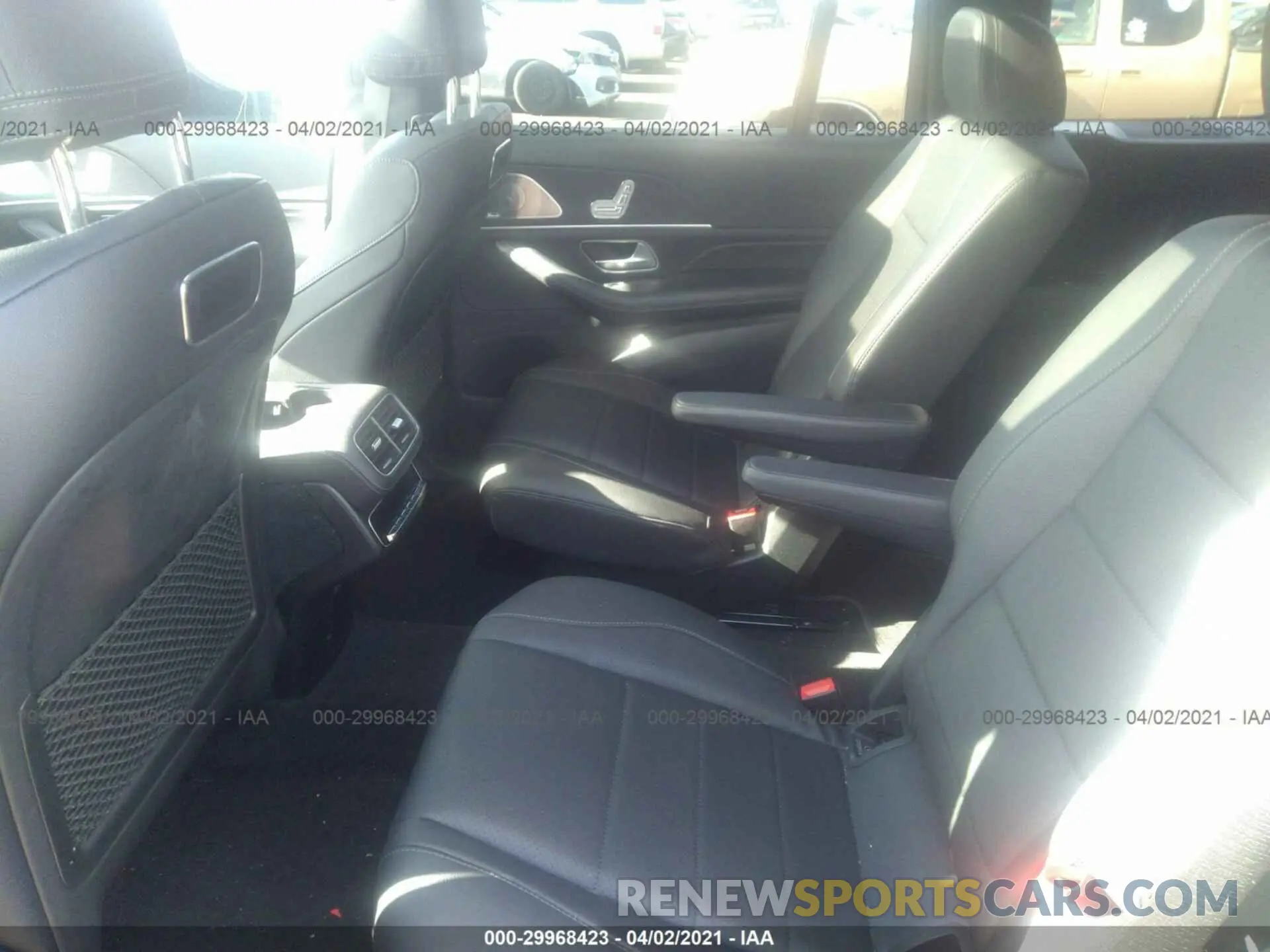 8 fotografías del automóvil dañado 4JGFF5KE3LA142156 MERCEDES-BENZ GLS 2020