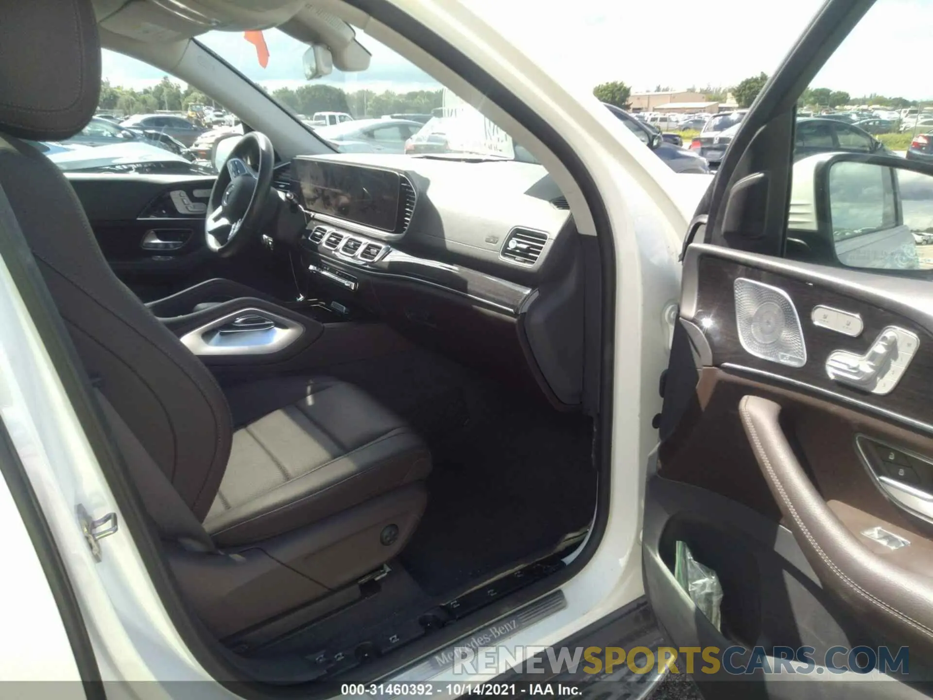 5 fotografías del automóvil dañado 4JGFF5KE4LA131795 MERCEDES-BENZ GLS 2020