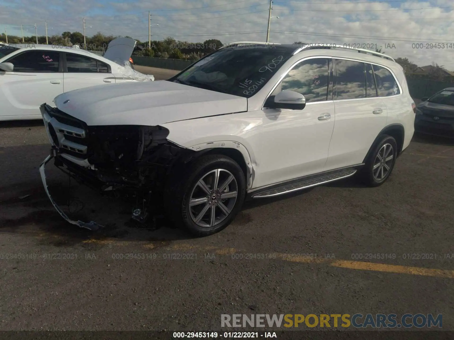2 fotografías del automóvil dañado 4JGFF5KEXLA089052 MERCEDES-BENZ GLS 2020
