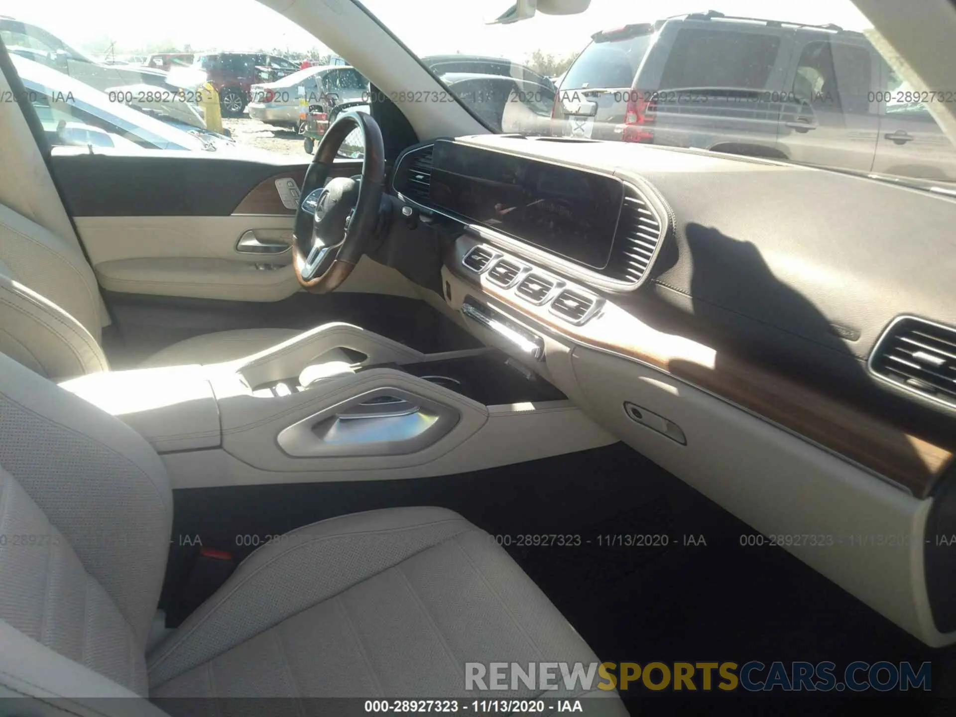 5 fotografías del automóvil dañado 4JGFF8GE3LA174809 MERCEDES-BENZ GLS 2020