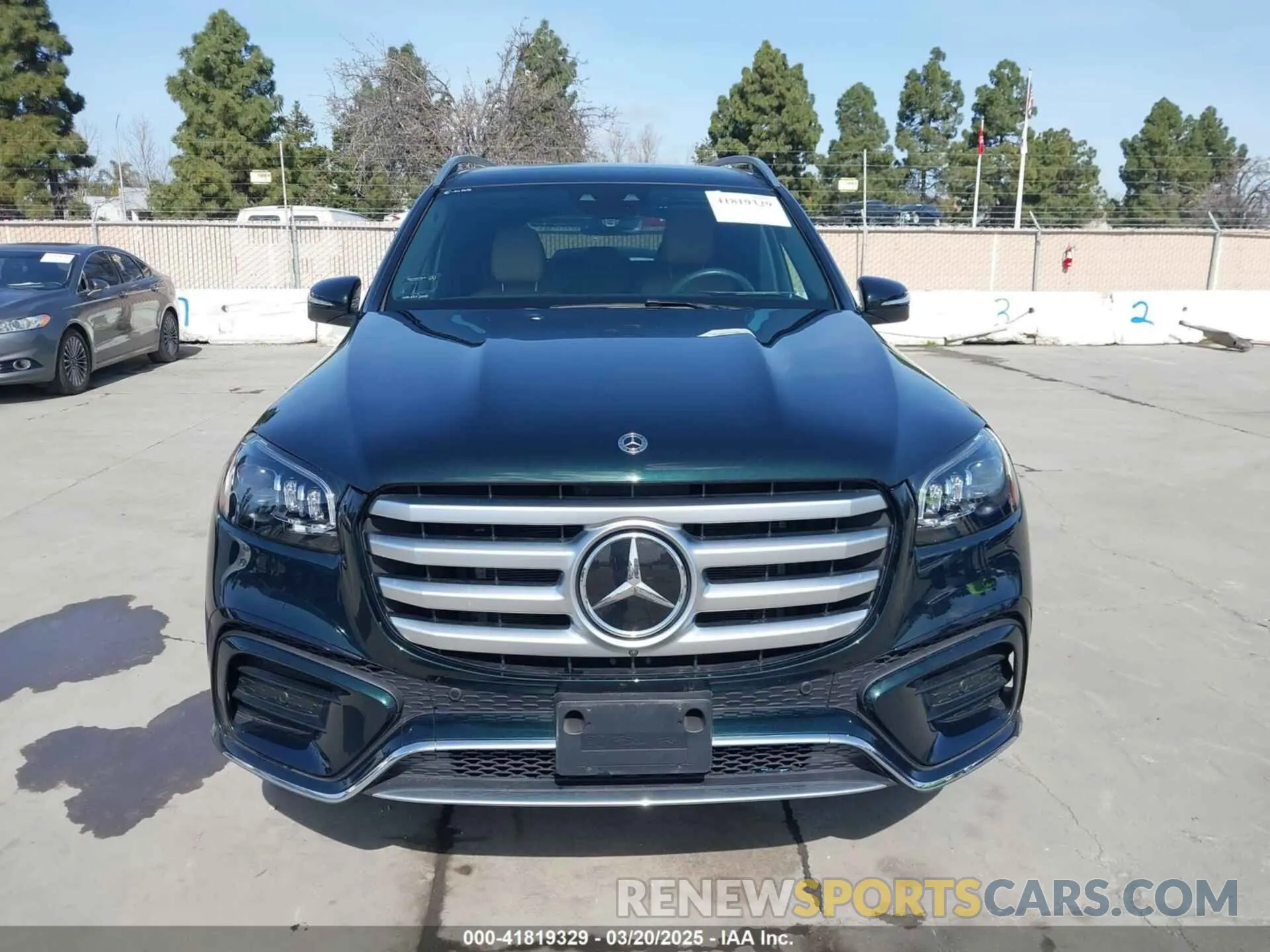 12 fotografías del automóvil dañado 4JGFF5KE3RB102873 MERCEDES-BENZ GLS 2024
