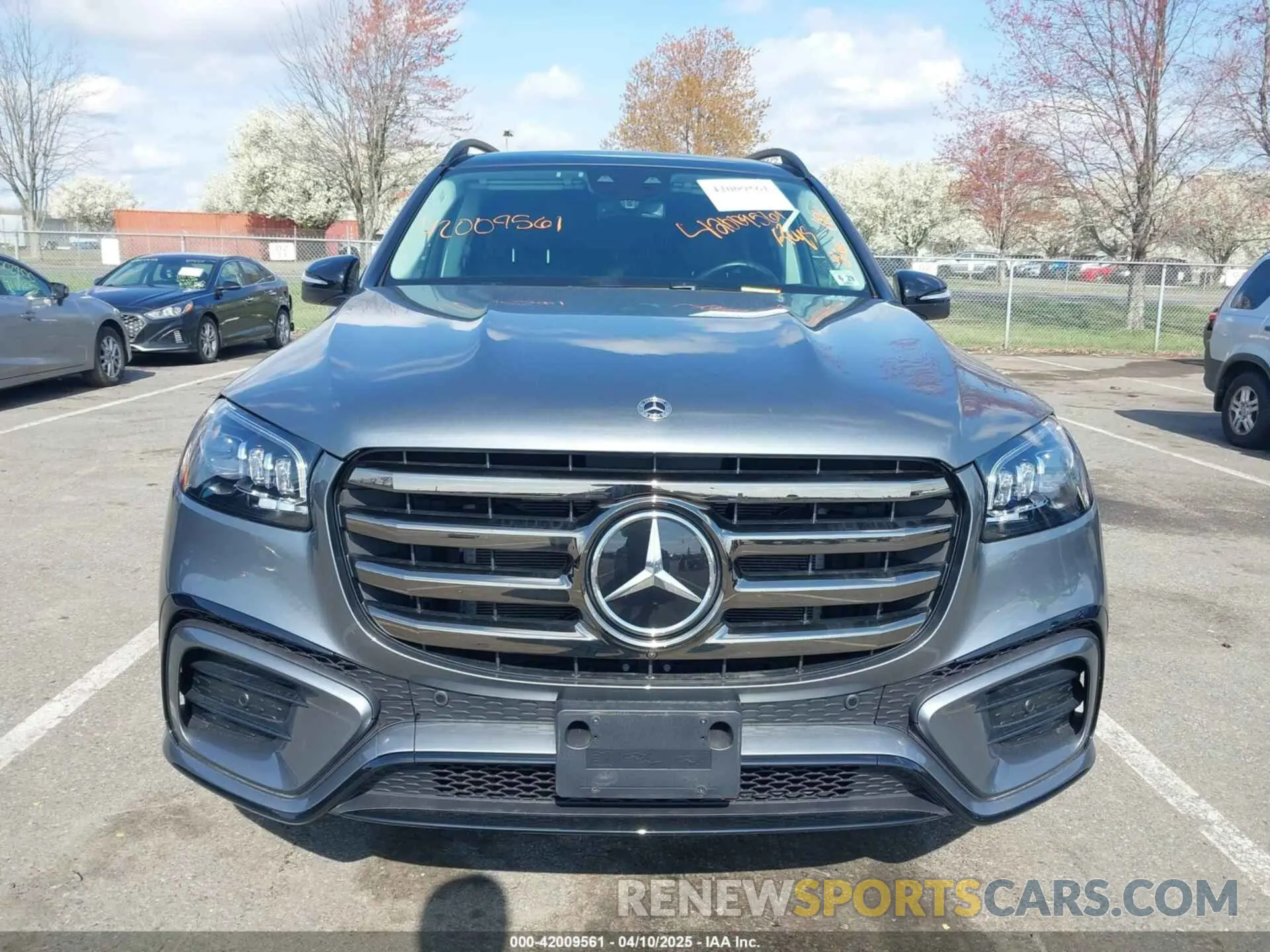 12 fotografías del automóvil dañado 4JGFF5KE4RB255469 MERCEDES-BENZ GLS 2024