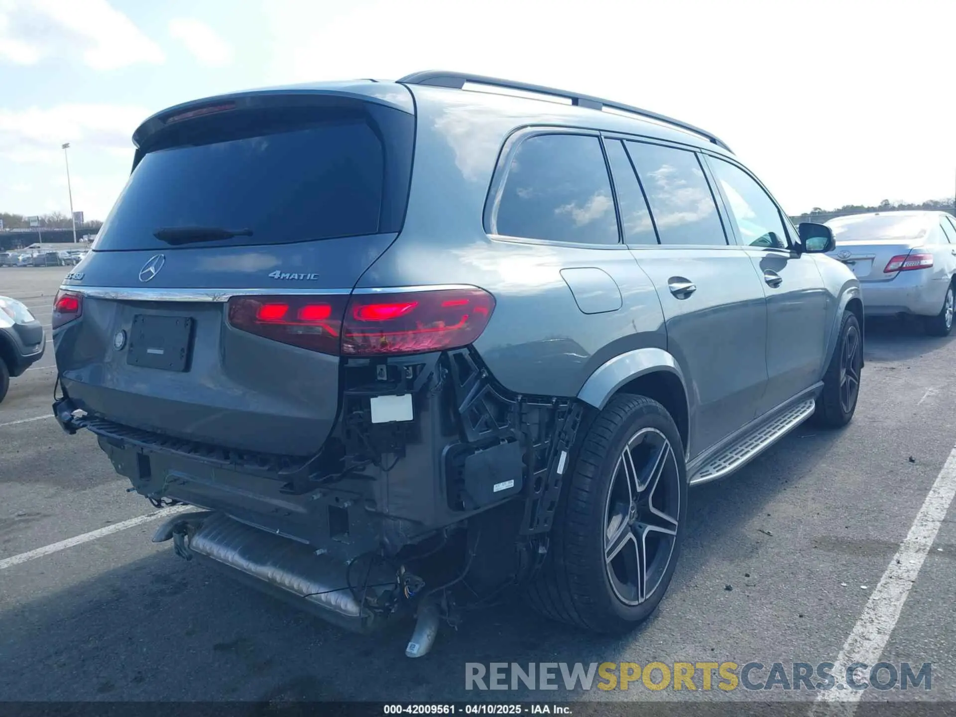 18 fotografías del automóvil dañado 4JGFF5KE4RB255469 MERCEDES-BENZ GLS 2024