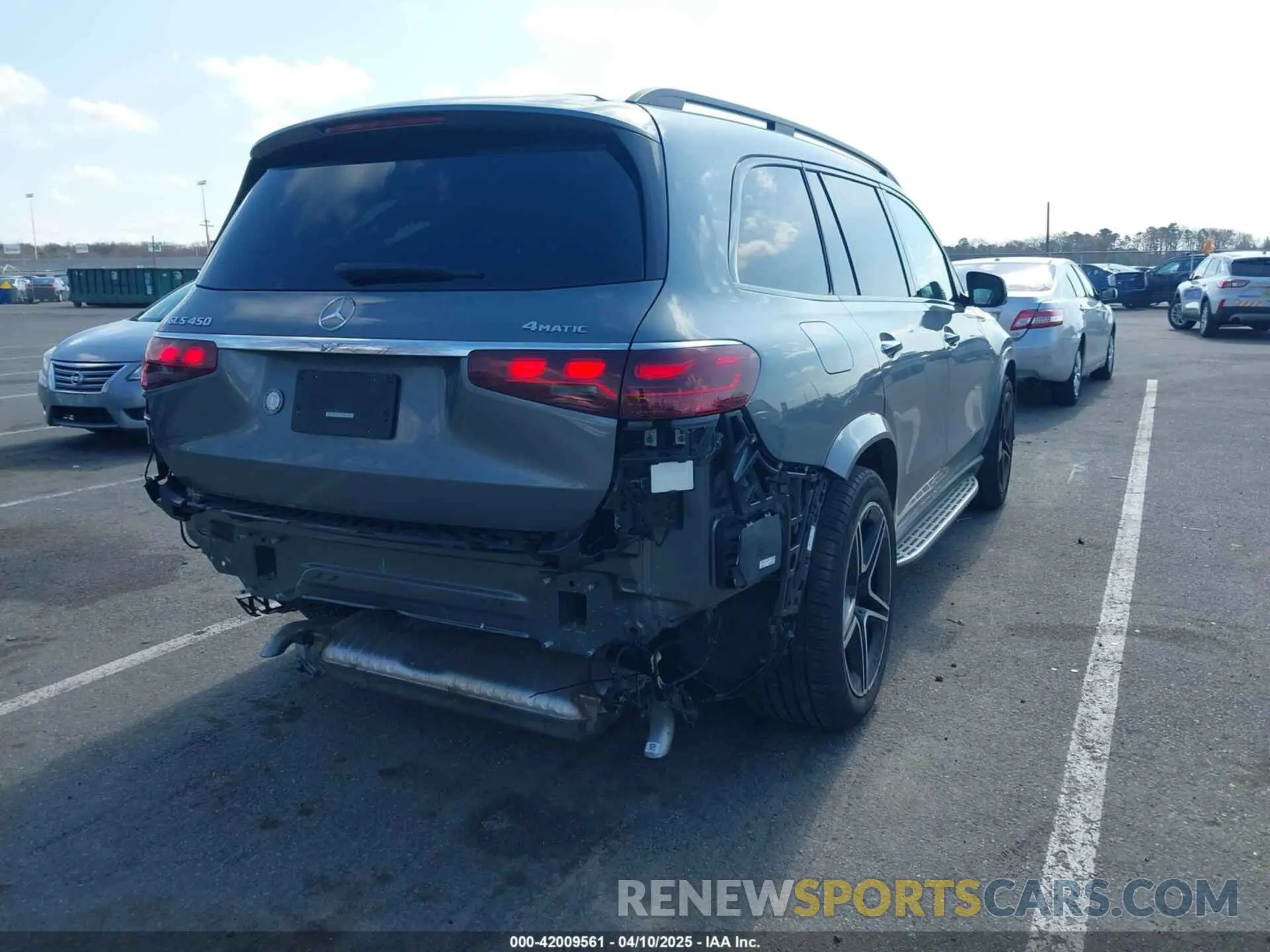 4 fotografías del automóvil dañado 4JGFF5KE4RB255469 MERCEDES-BENZ GLS 2024