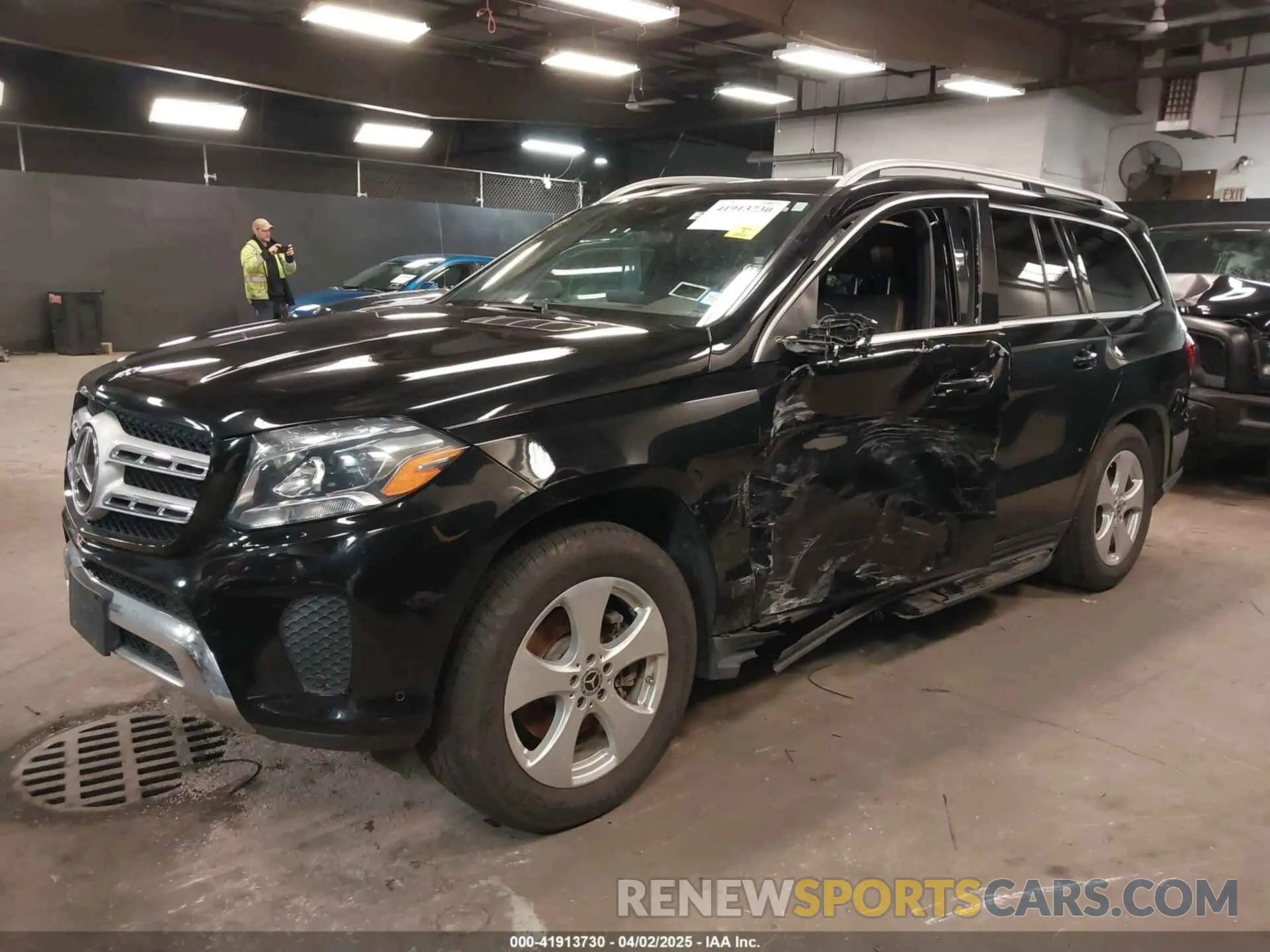 2 fotografías del automóvil dañado 4JGDF6EE4KB189021 MERCEDES-BENZ GLS 450 2019