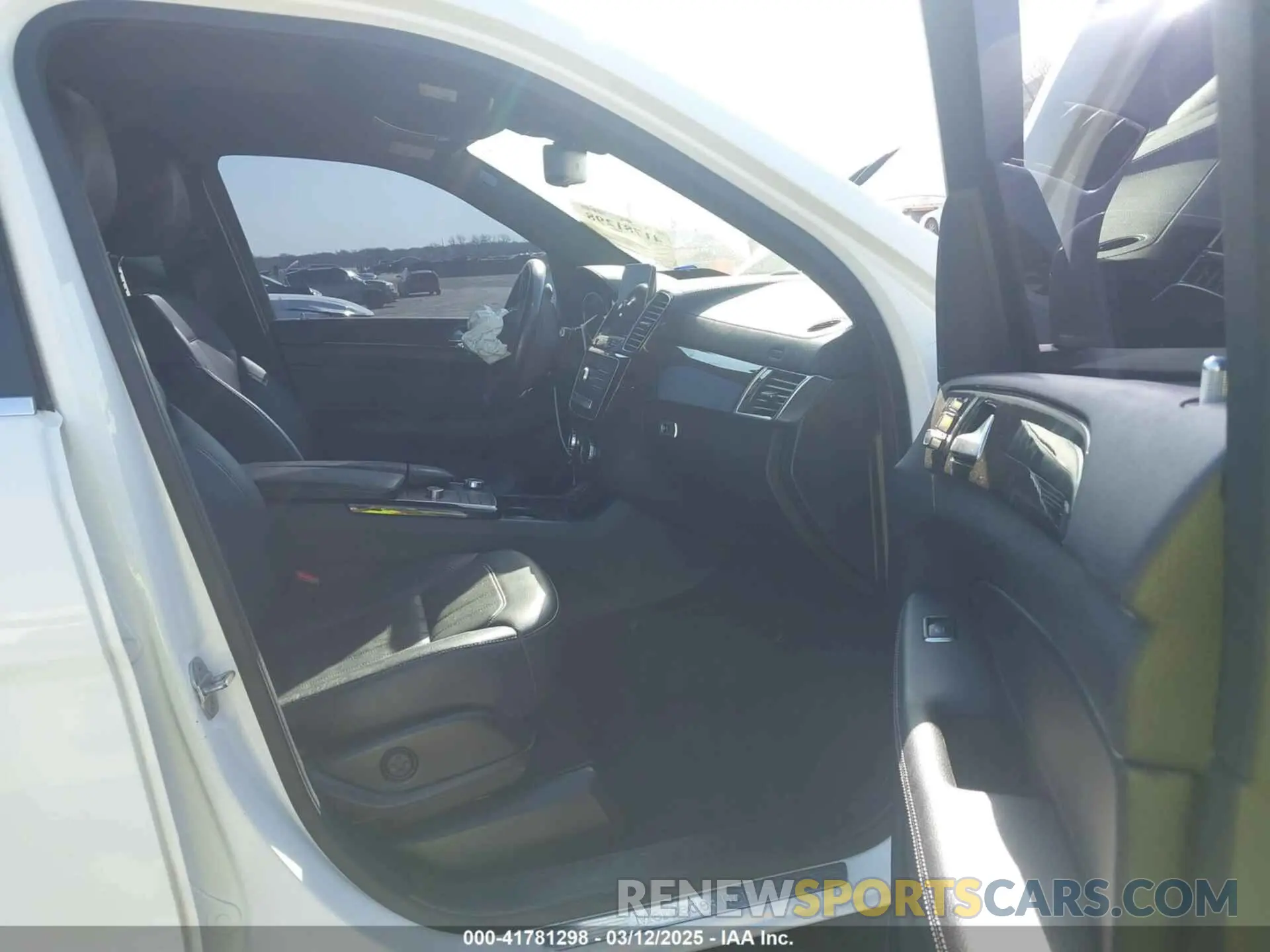5 fotografías del automóvil dañado 4JGDF6EE7KB231729 MERCEDES-BENZ GLS 450 2019