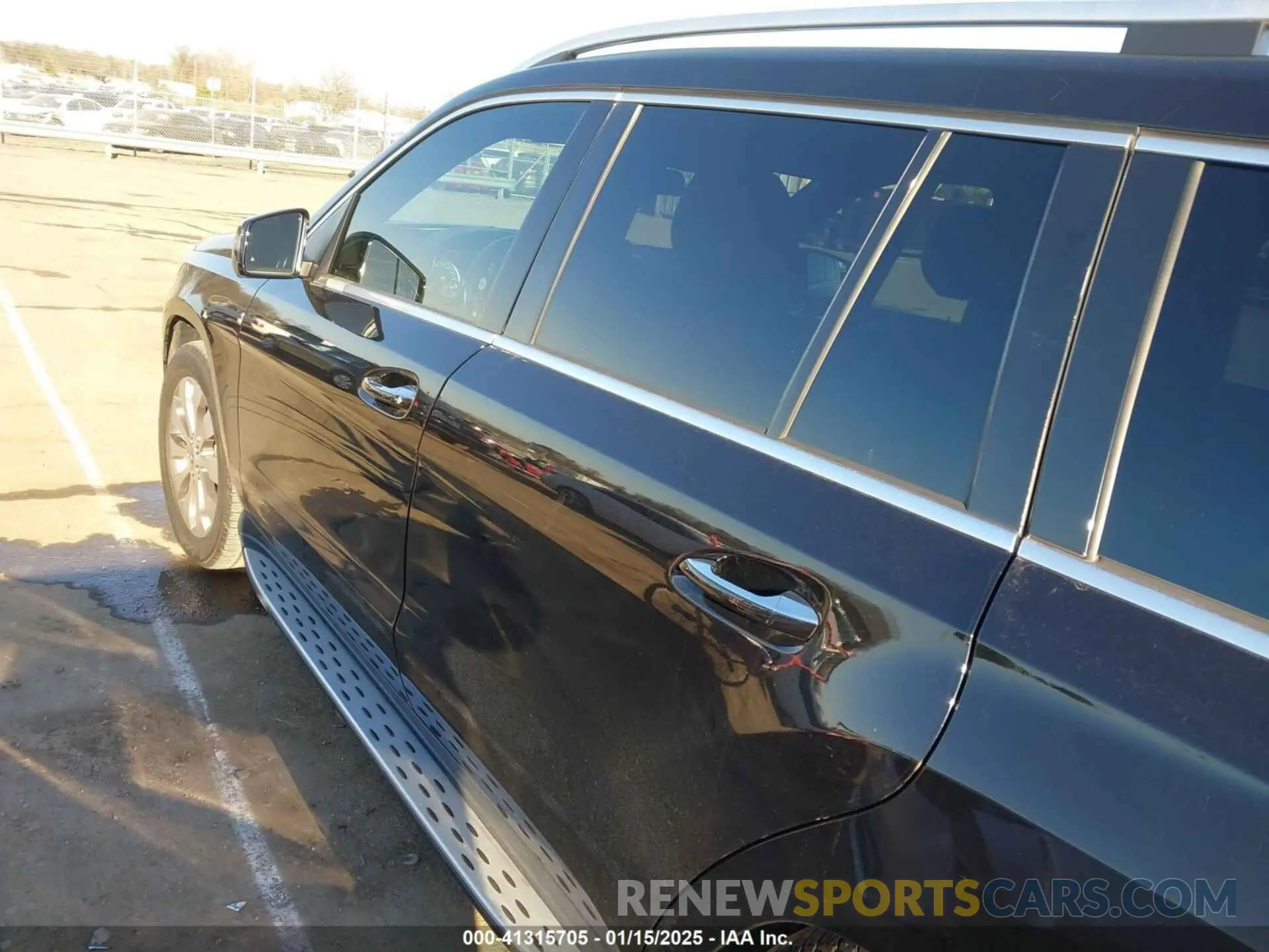 14 fotografías del automóvil dañado 4JGDF6EE8KB219511 MERCEDES-BENZ GLS 450 2019