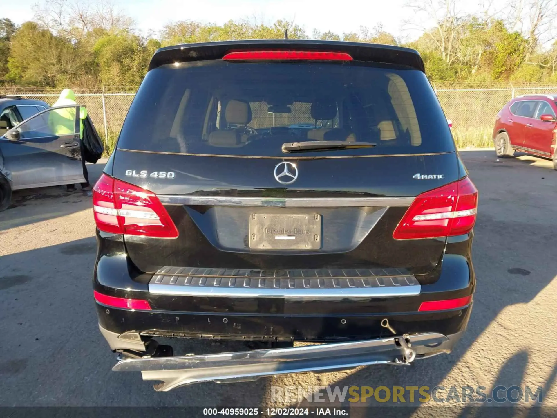 15 fotografías del automóvil dañado 4JGDF6EEXKB228856 MERCEDES-BENZ GLS 450 2019