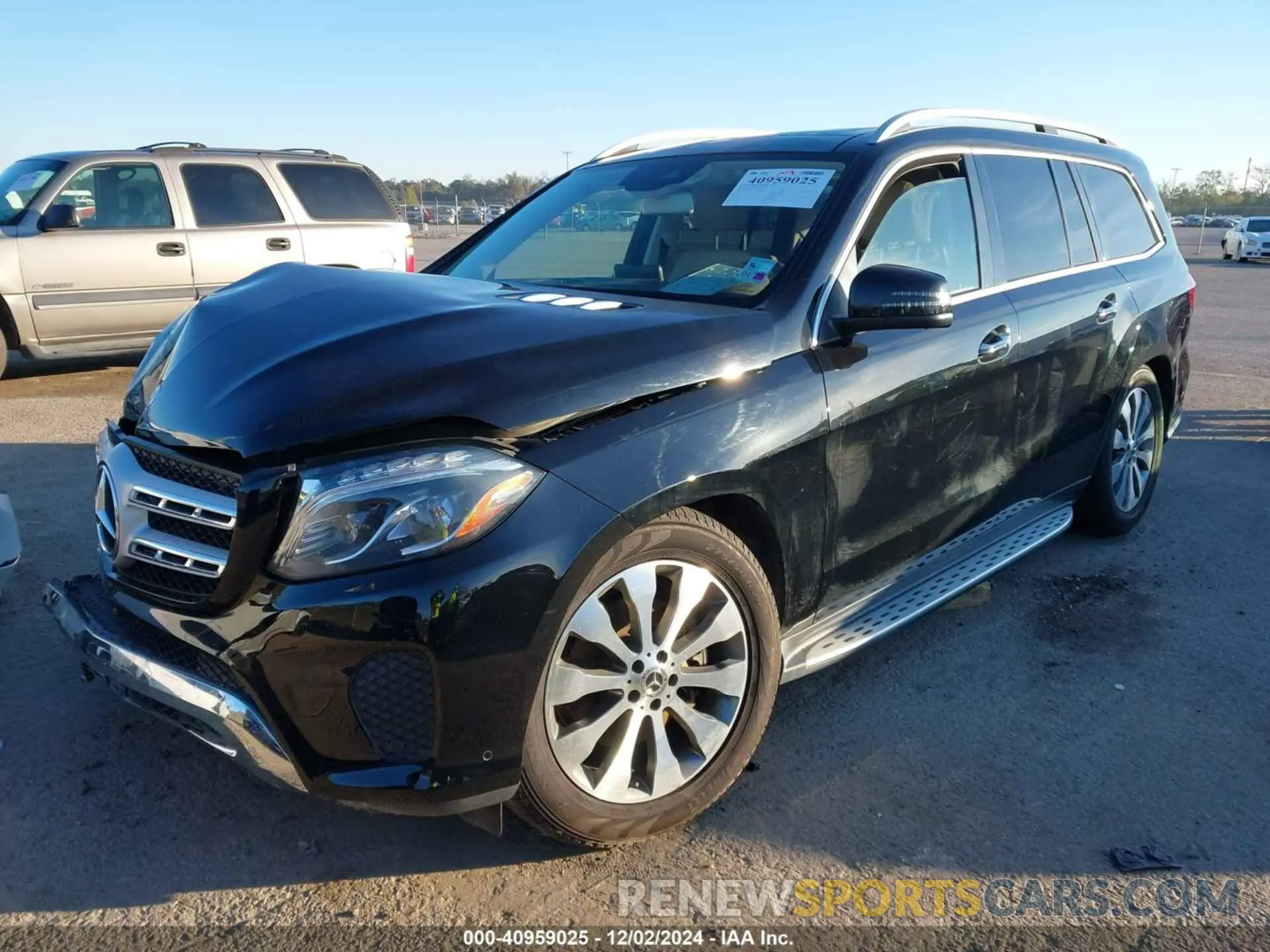 2 fotografías del automóvil dañado 4JGDF6EEXKB228856 MERCEDES-BENZ GLS 450 2019