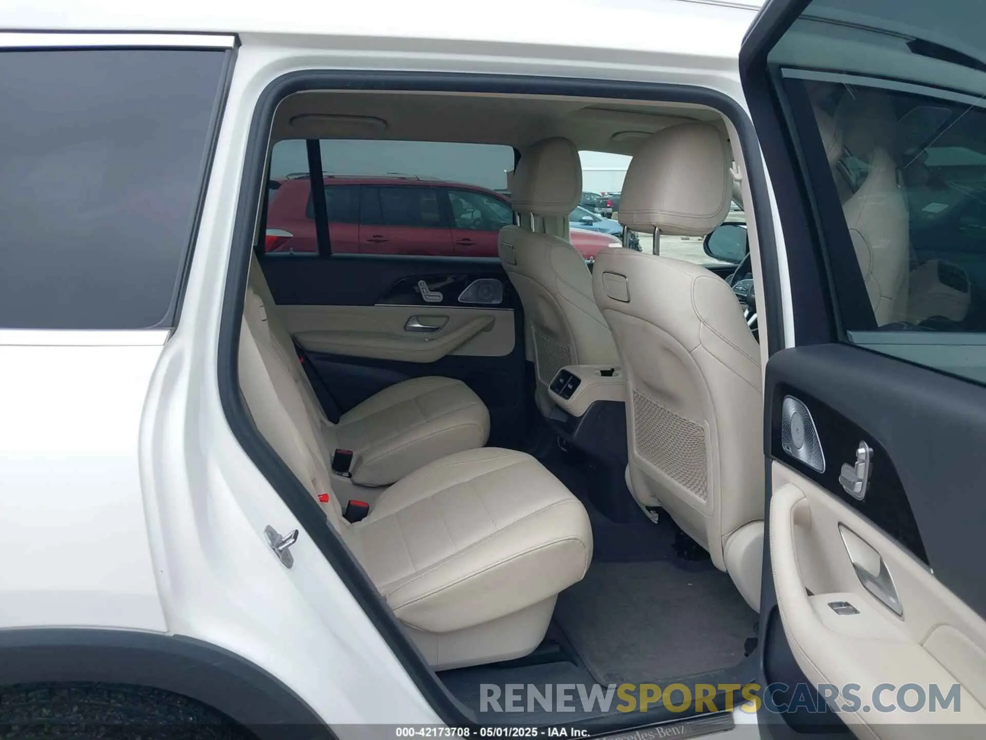8 fotografías del automóvil dañado 4JGFF5KE5LA131319 MERCEDES-BENZ GLS 450 2020