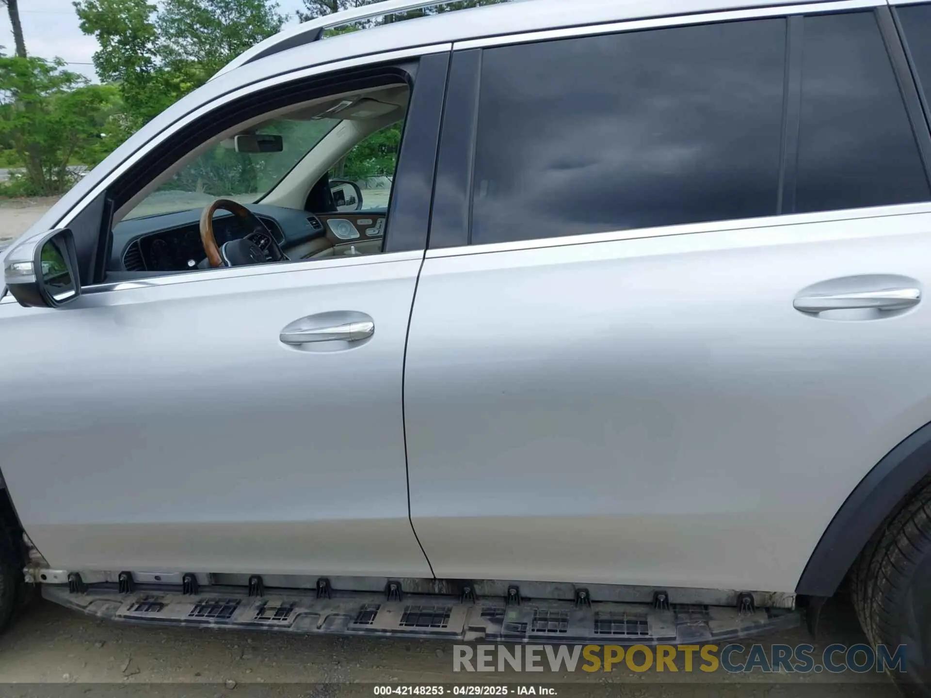15 fotografías del automóvil dañado 4JGFF5KE5LA227290 MERCEDES-BENZ GLS 450 2020