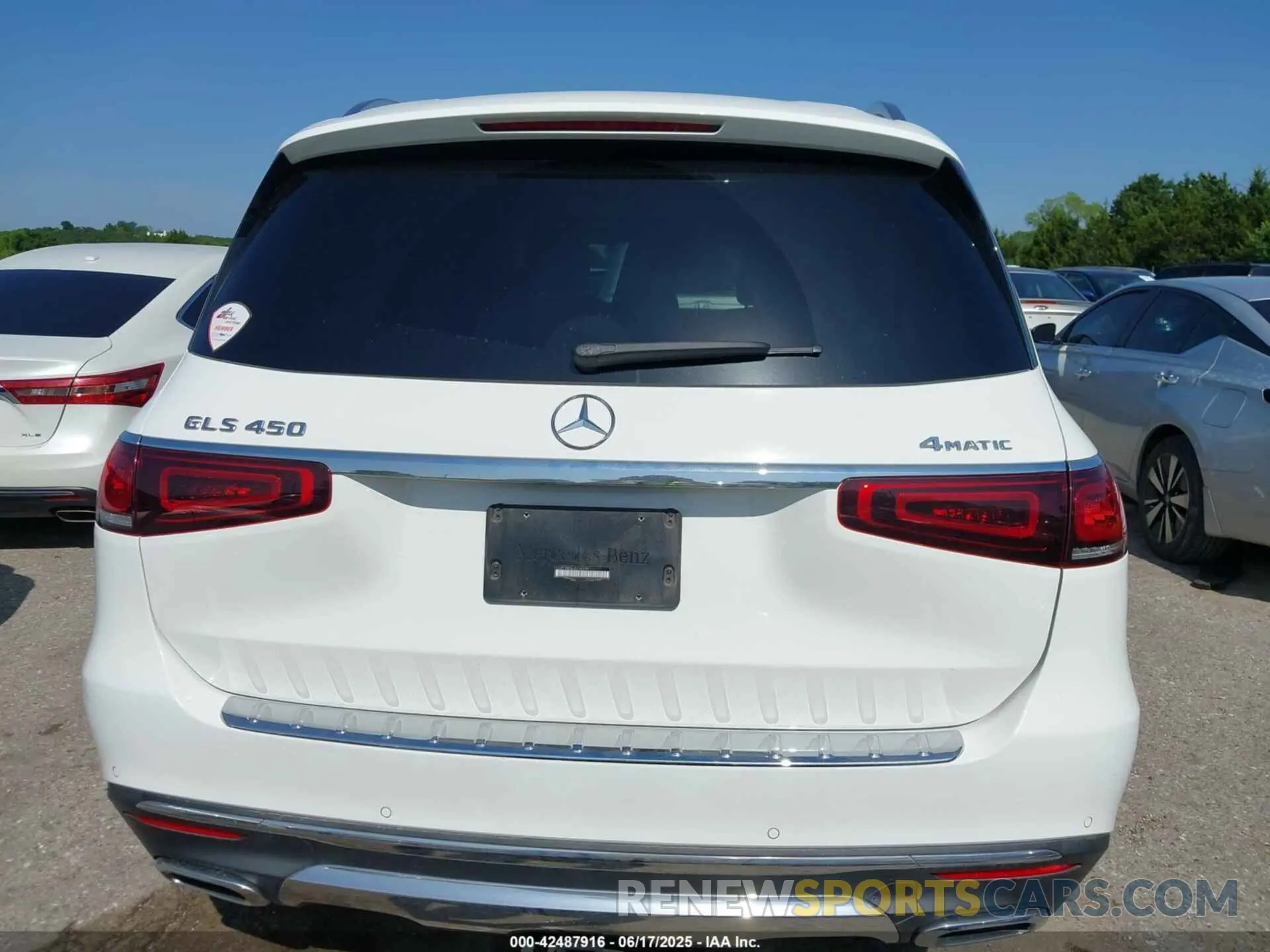 17 fotografías del automóvil dañado 4JGFF5KE9LA214090 MERCEDES-BENZ GLS 450 2020