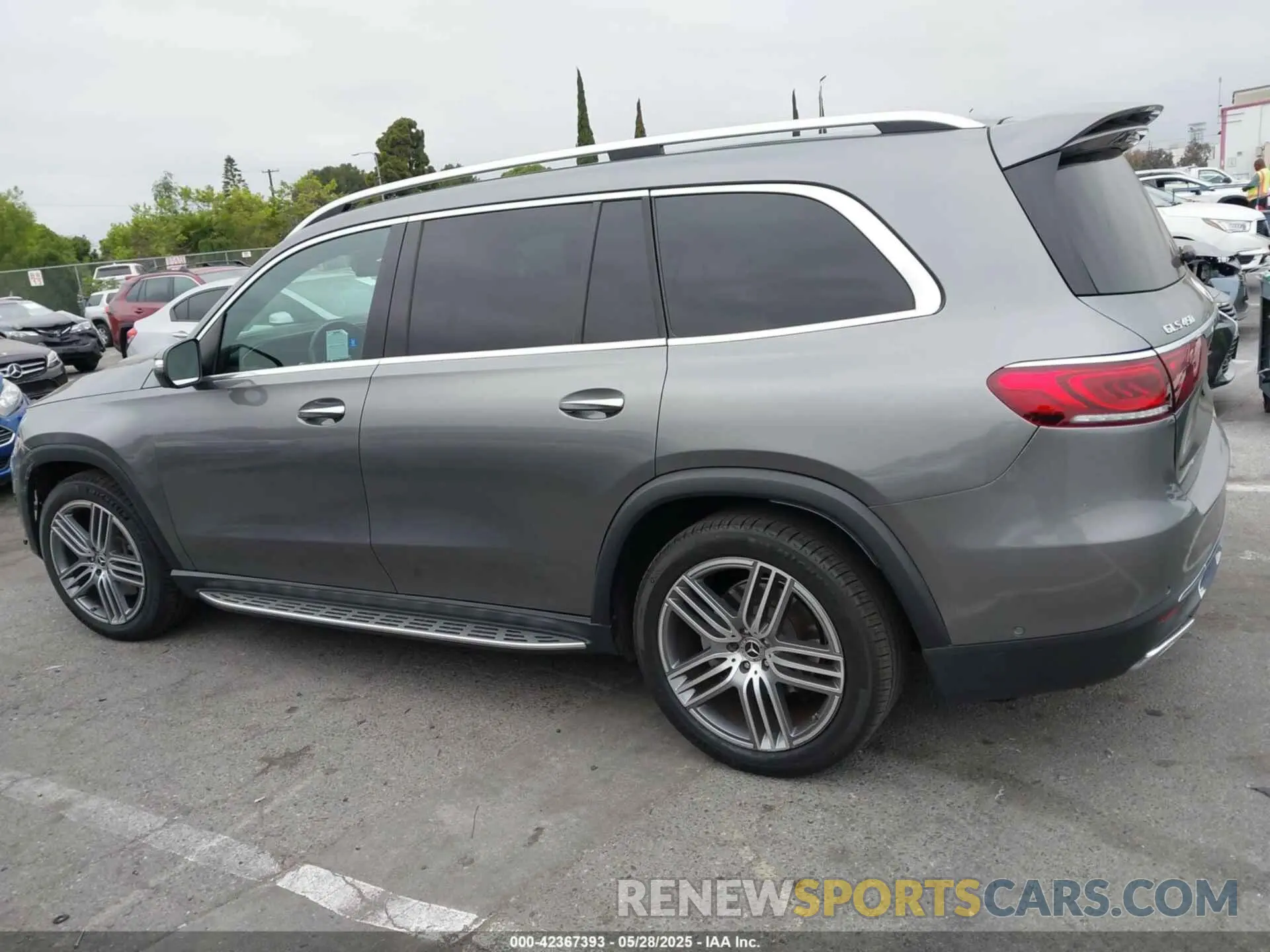 15 fotografías del automóvil dañado 4JGFF5KE9LA282289 MERCEDES-BENZ GLS 450 2020