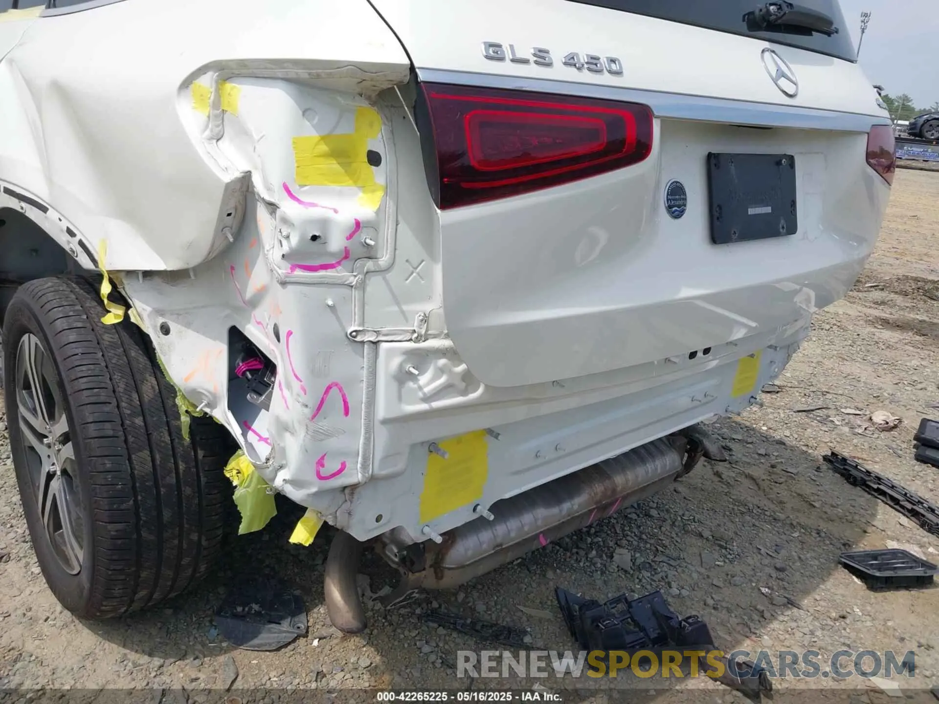 6 fotografías del automóvil dañado 4JGFF5KE1MA441193 MERCEDES-BENZ GLS 450 2021