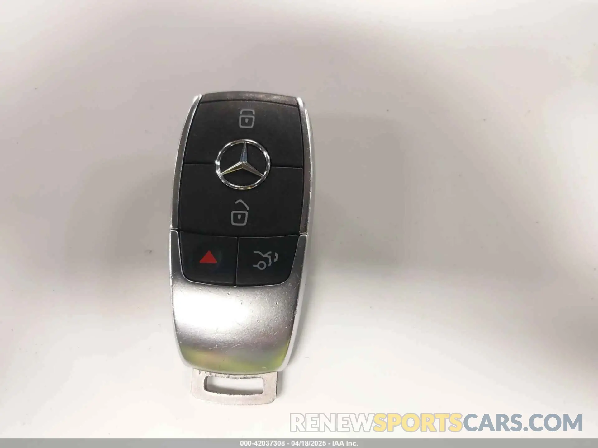 11 fotografías del automóvil dañado 4JGFF5KE3MA399786 MERCEDES-BENZ GLS 450 2021