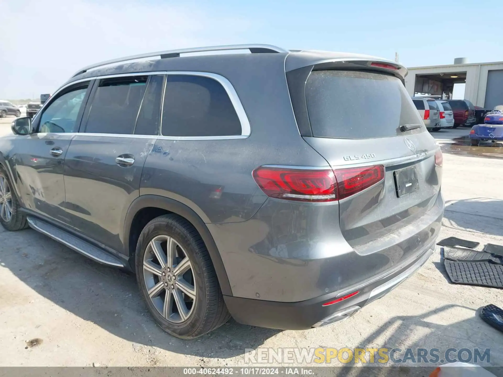 3 fotografías del automóvil dañado 4JGFF5KE6MA451783 MERCEDES-BENZ GLS 450 2021