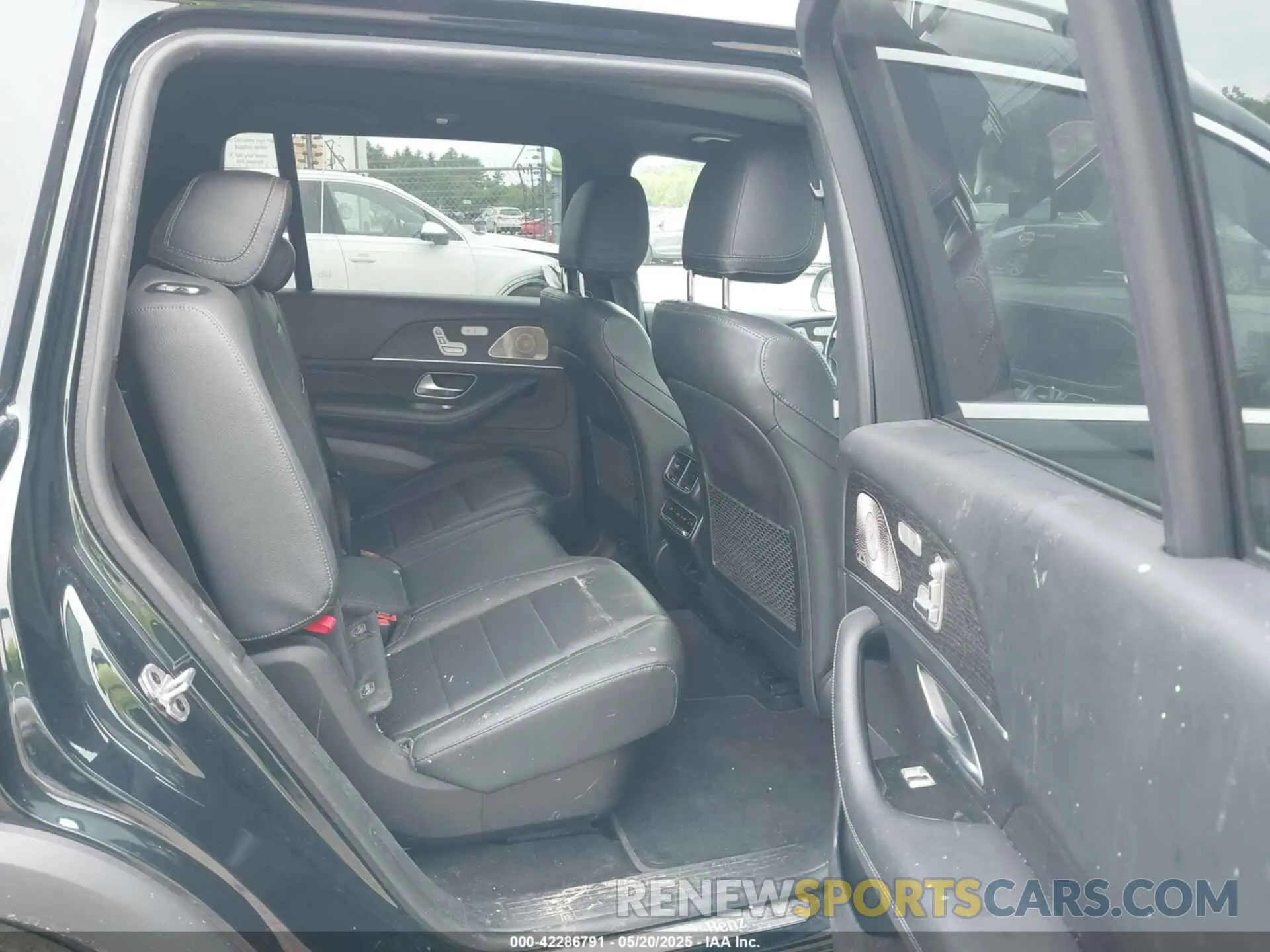 8 fotografías del automóvil dañado 4JGFF5KE6MA534582 MERCEDES-BENZ GLS 450 2021