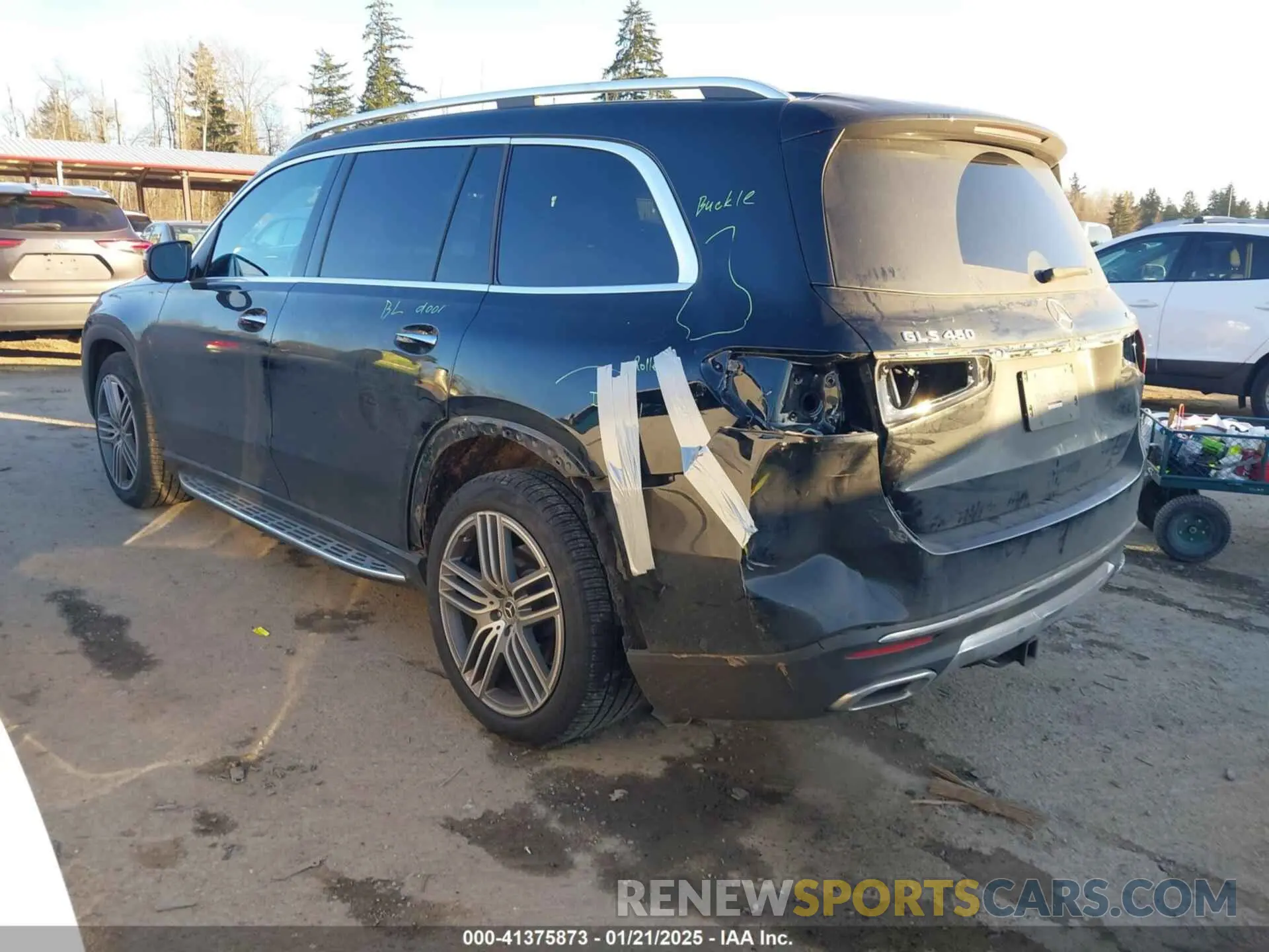 3 fotografías del automóvil dañado 4JGFF5KE7MA431784 MERCEDES-BENZ GLS 450 2021