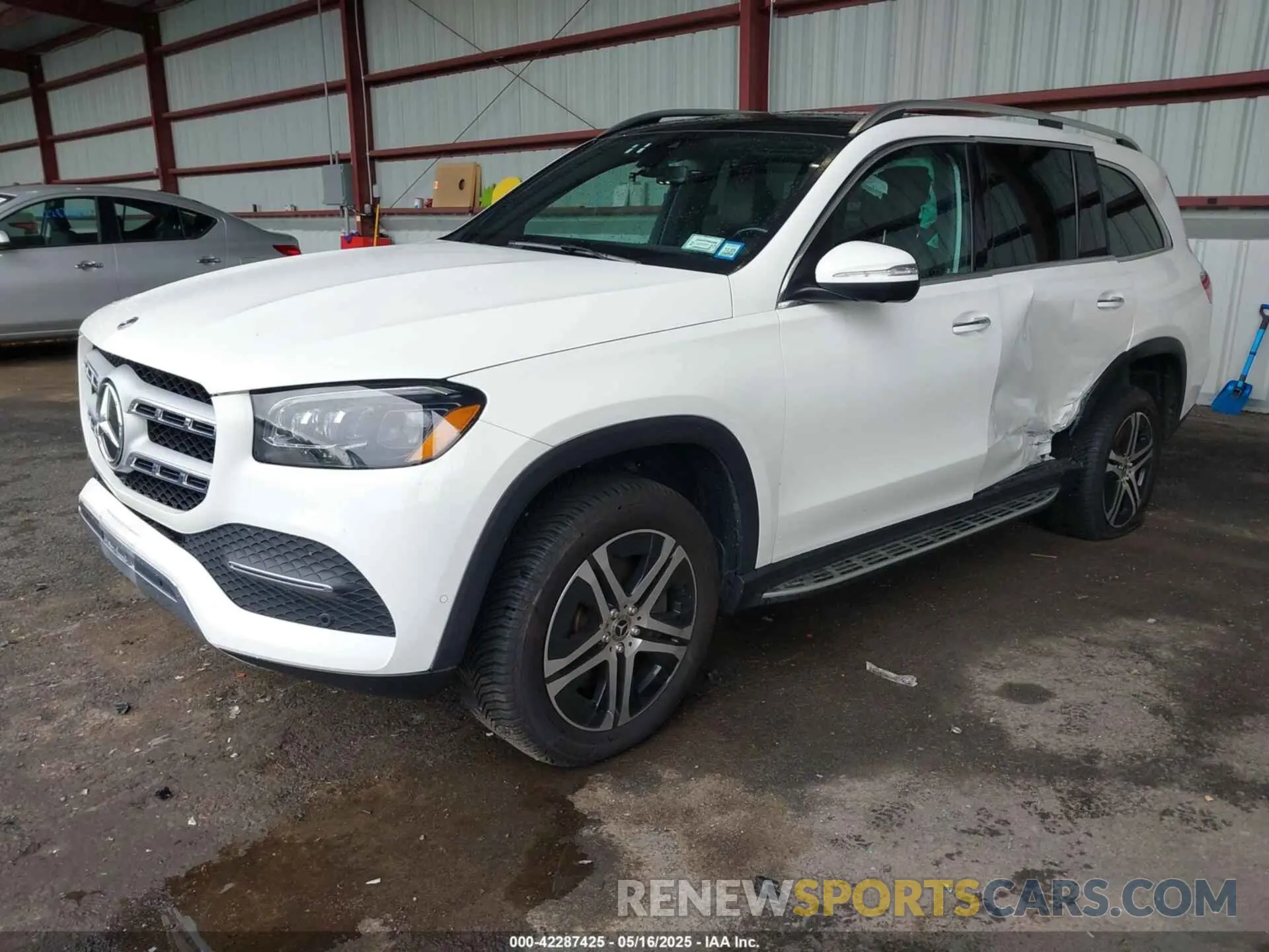 2 fotografías del automóvil dañado 4JGFF5KE9MA572260 MERCEDES-BENZ GLS 450 2021