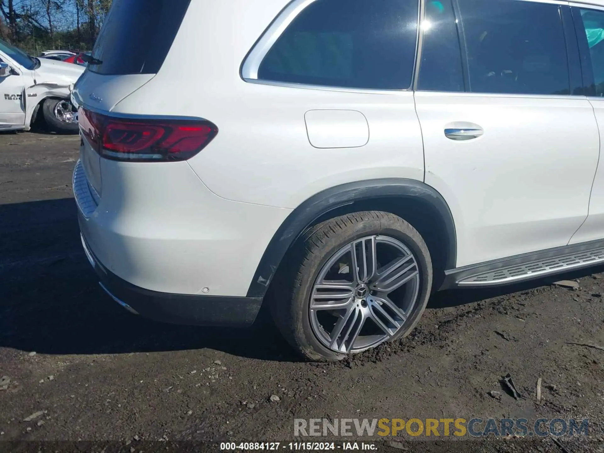 17 fotografías del automóvil dañado 4JGFF5KE0NA769237 MERCEDES-BENZ GLS 450 2022