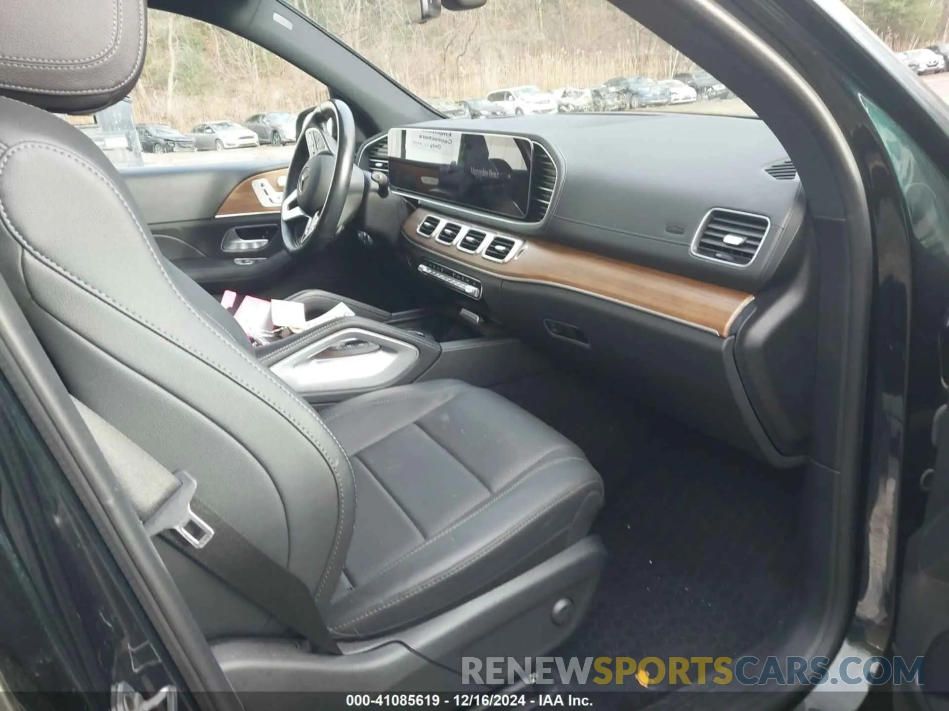 5 fotografías del automóvil dañado 4JGFF5KE6NA730569 MERCEDES-BENZ GLS 450 2022