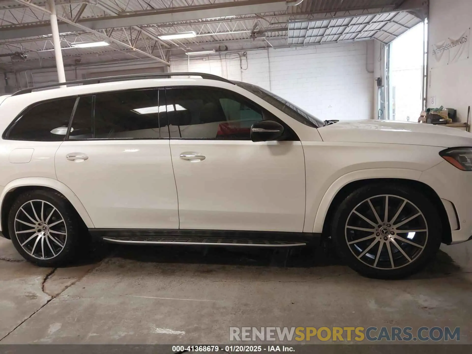14 fotografías del automóvil dañado 4JGFF5KE6NA751521 MERCEDES-BENZ GLS 450 2022