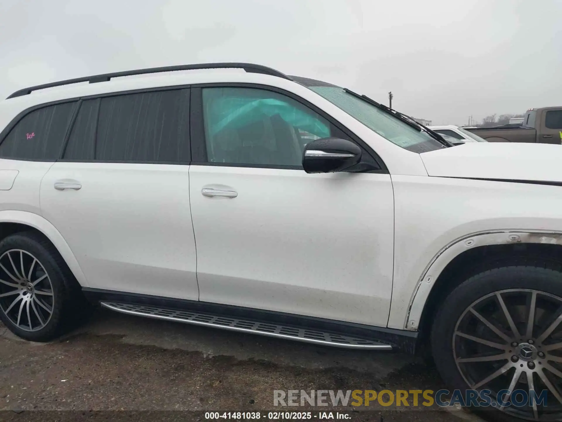 13 fotografías del automóvil dañado 4JGFF5KE8PA947947 MERCEDES-BENZ GLS 450 2023