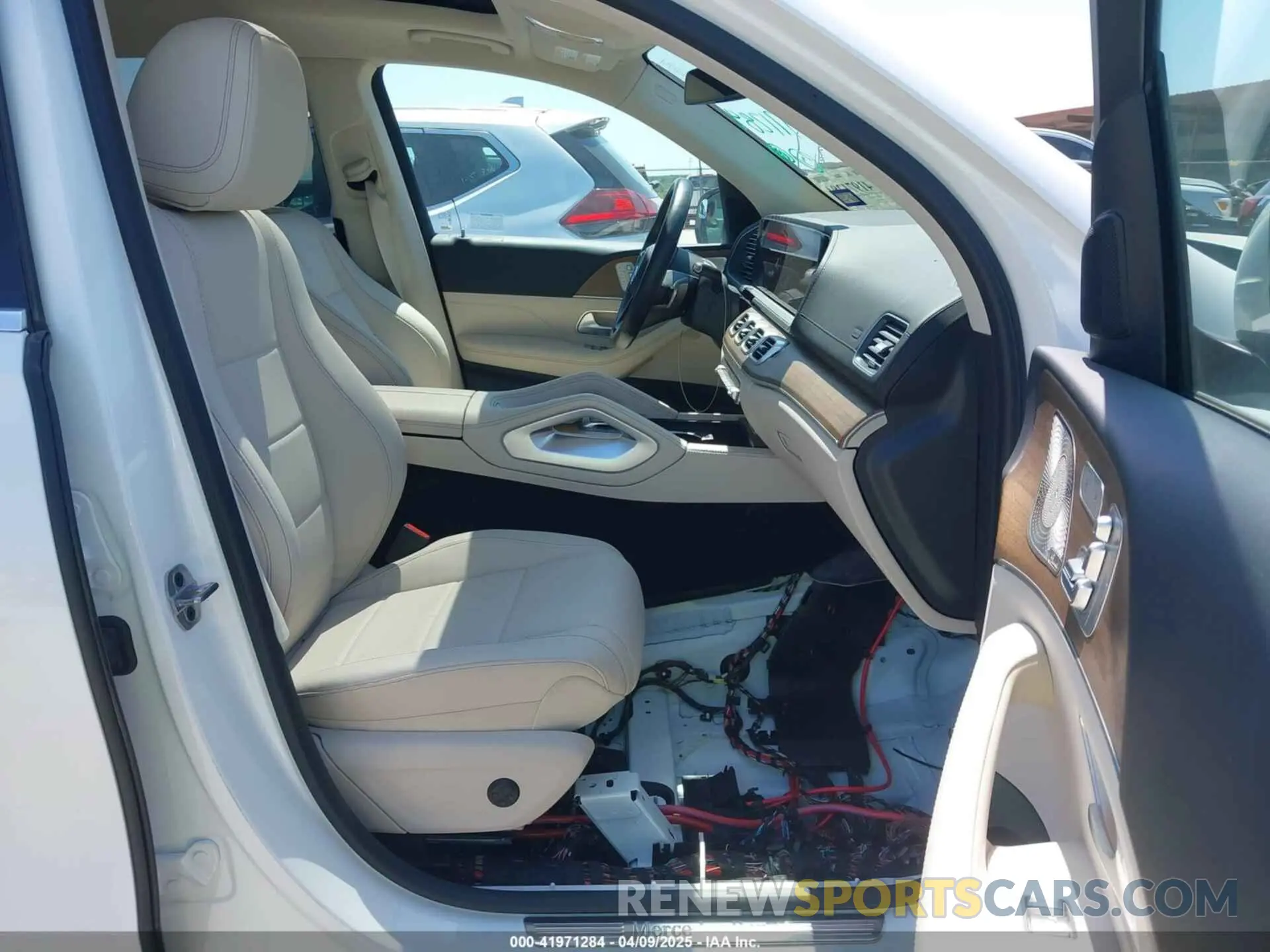 5 fotografías del automóvil dañado 4JGFF5KE2RB133841 MERCEDES-BENZ GLS 450 2024