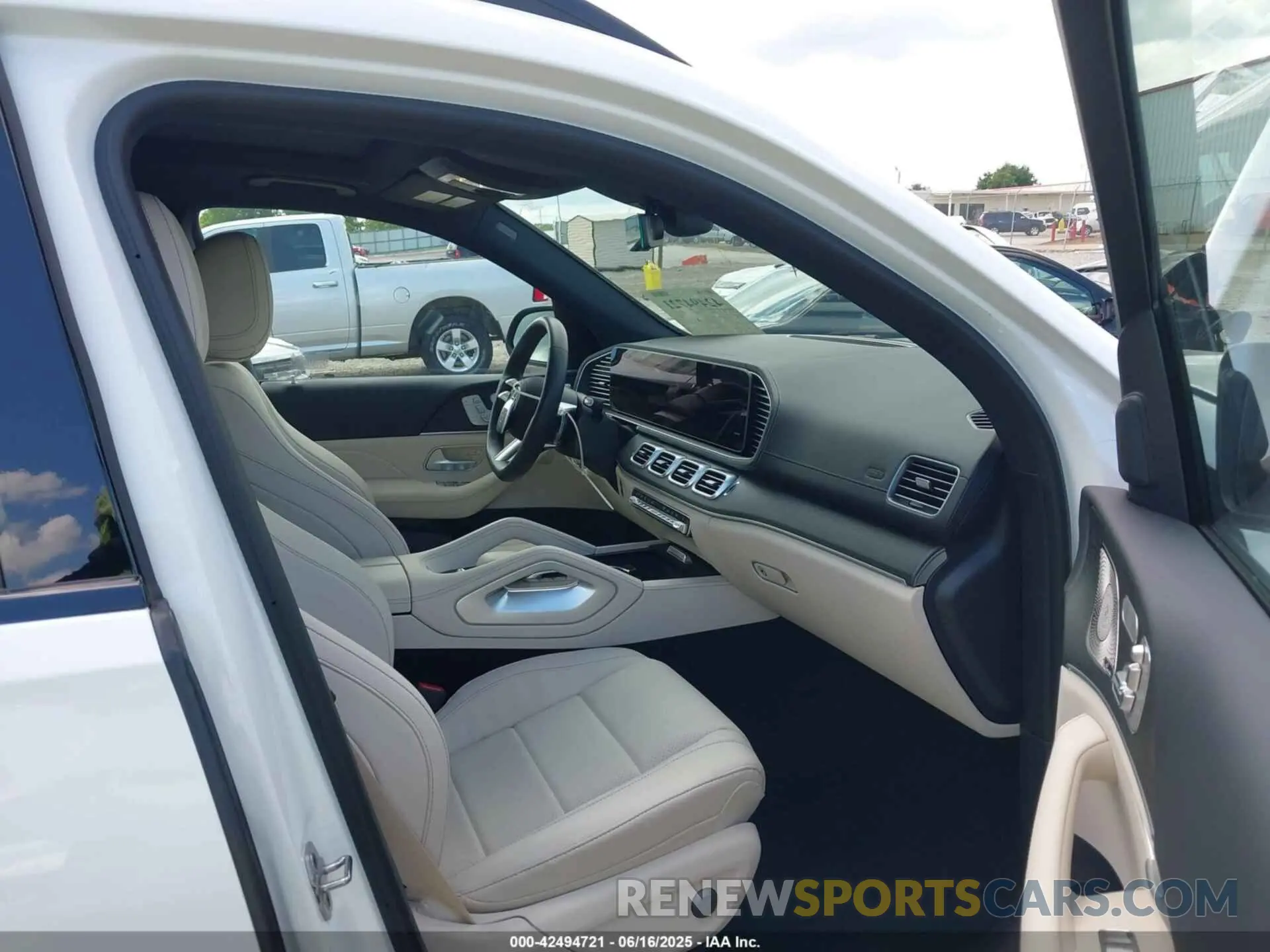 5 fotografías del automóvil dañado 4JGFF5KE7RB231828 MERCEDES-BENZ GLS 450 2024