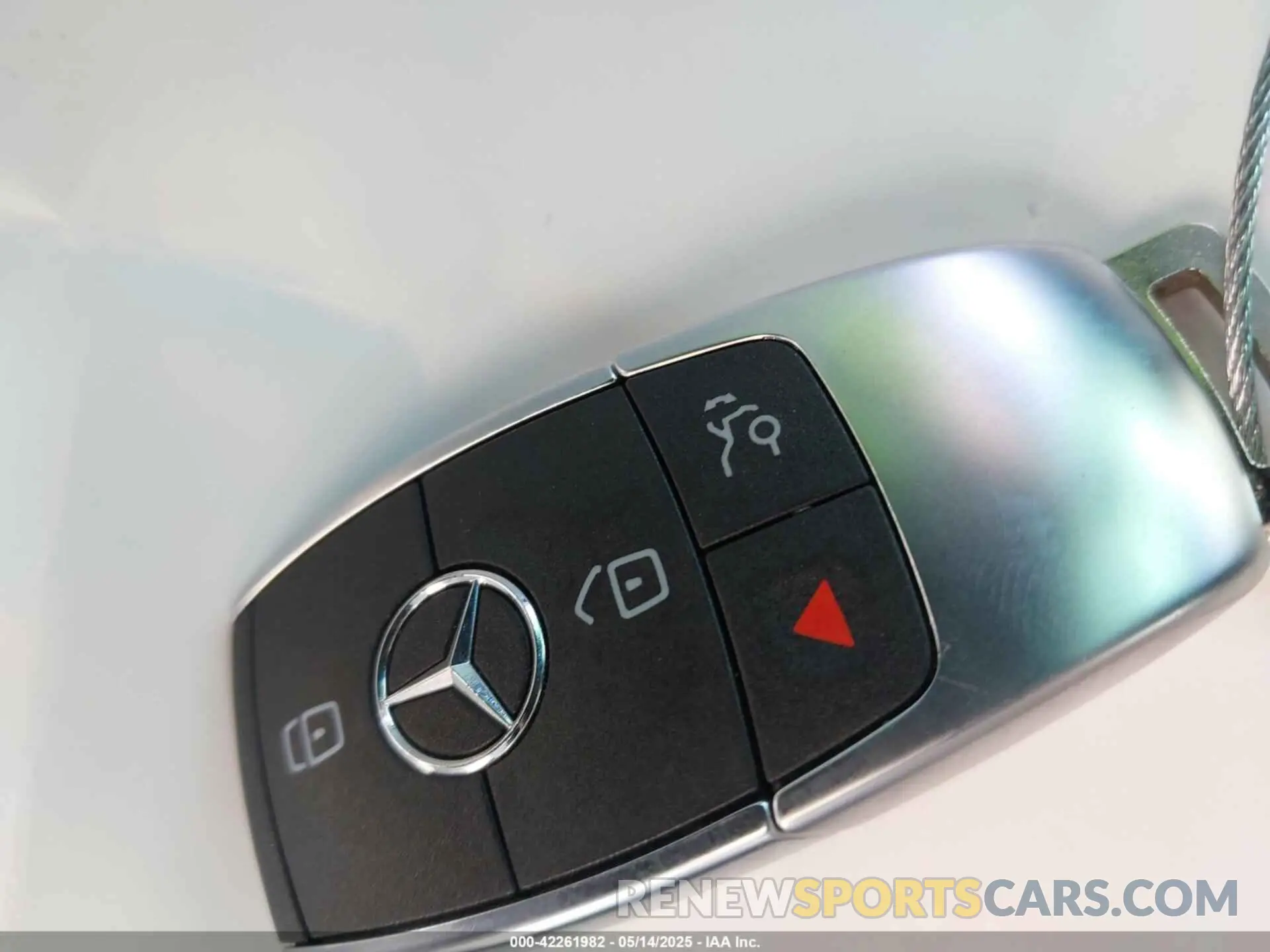 11 fotografías del automóvil dañado 4JGFF5KE5SB277759 MERCEDES-BENZ GLS 450 2025