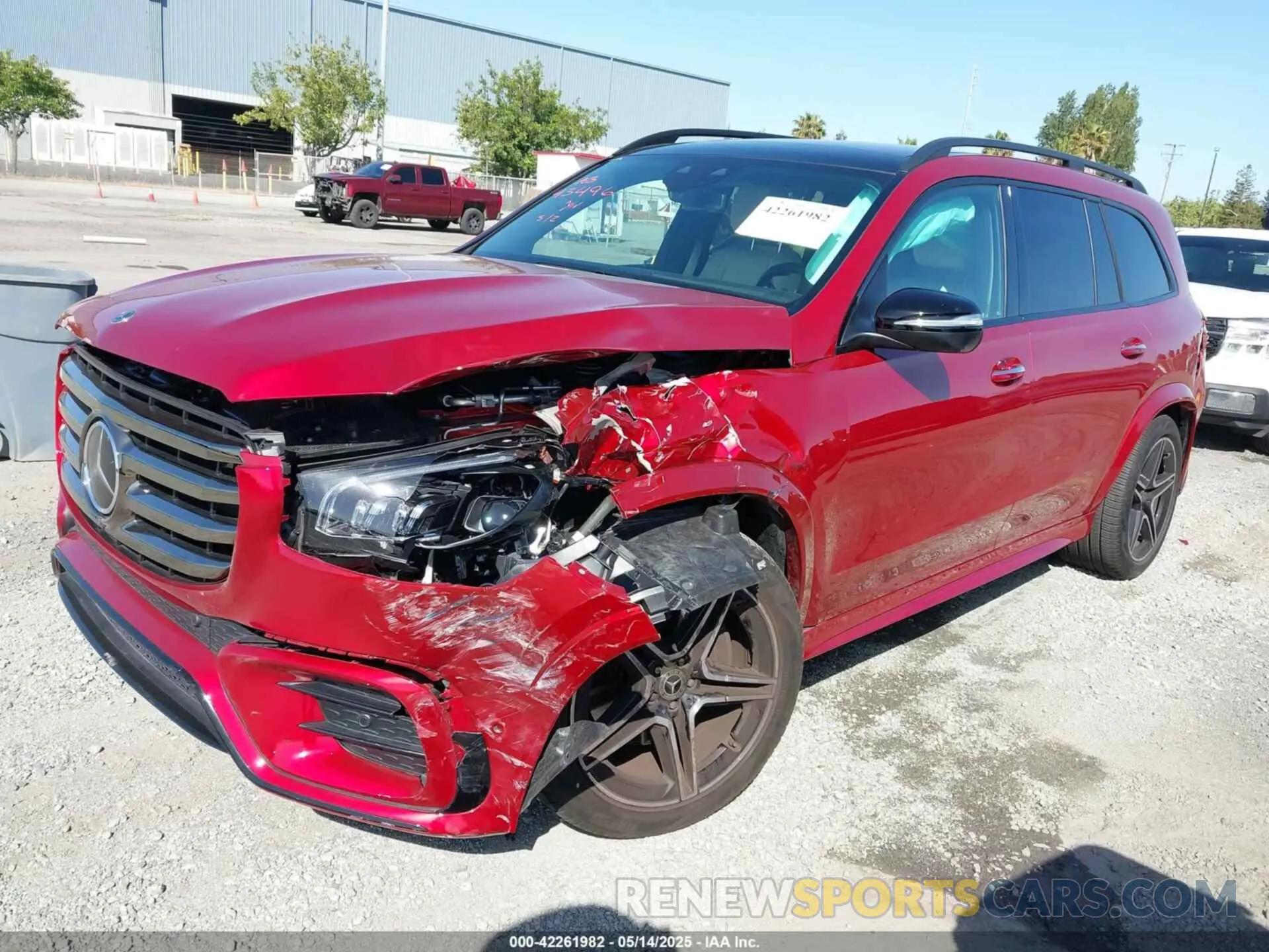 2 fotografías del automóvil dañado 4JGFF5KE5SB277759 MERCEDES-BENZ GLS 450 2025