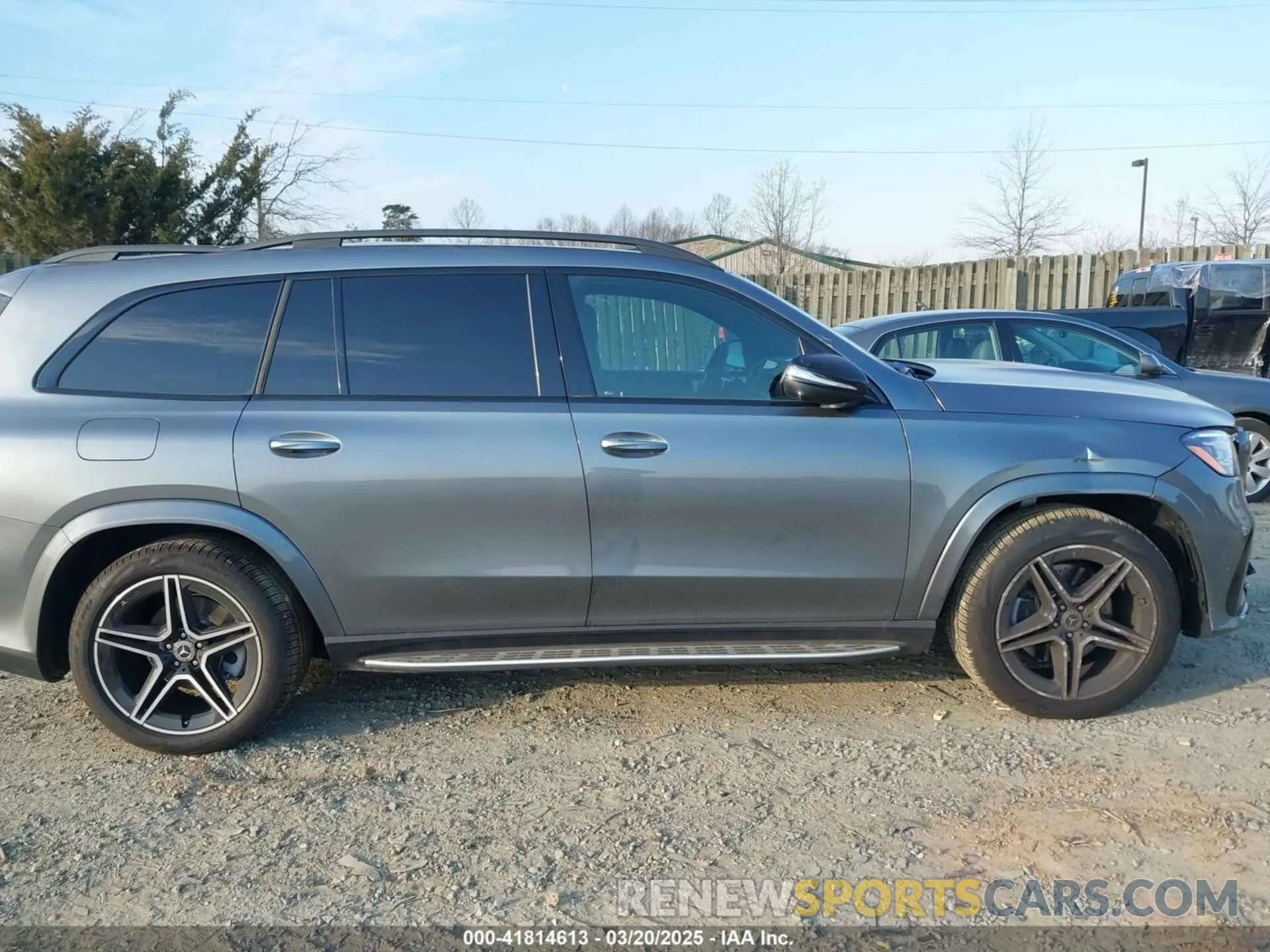 13 fotografías del automóvil dañado 4JGFF5KEXSB308035 MERCEDES-BENZ GLS 450 2025