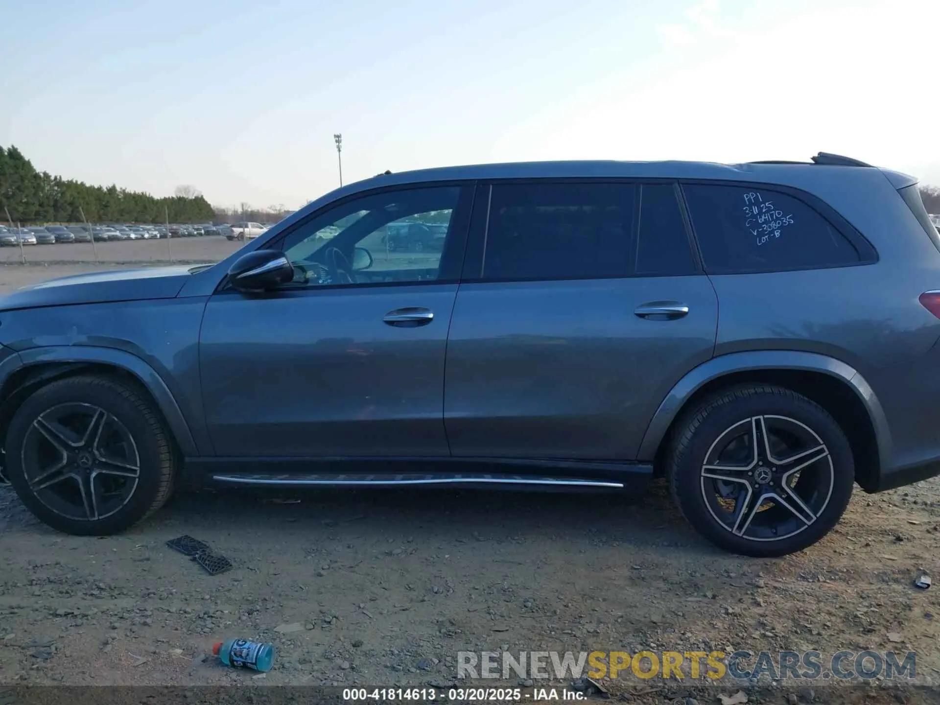 14 fotografías del automóvil dañado 4JGFF5KEXSB308035 MERCEDES-BENZ GLS 450 2025