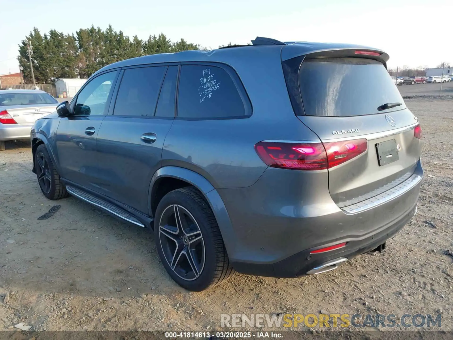 3 fotografías del automóvil dañado 4JGFF5KEXSB308035 MERCEDES-BENZ GLS 450 2025
