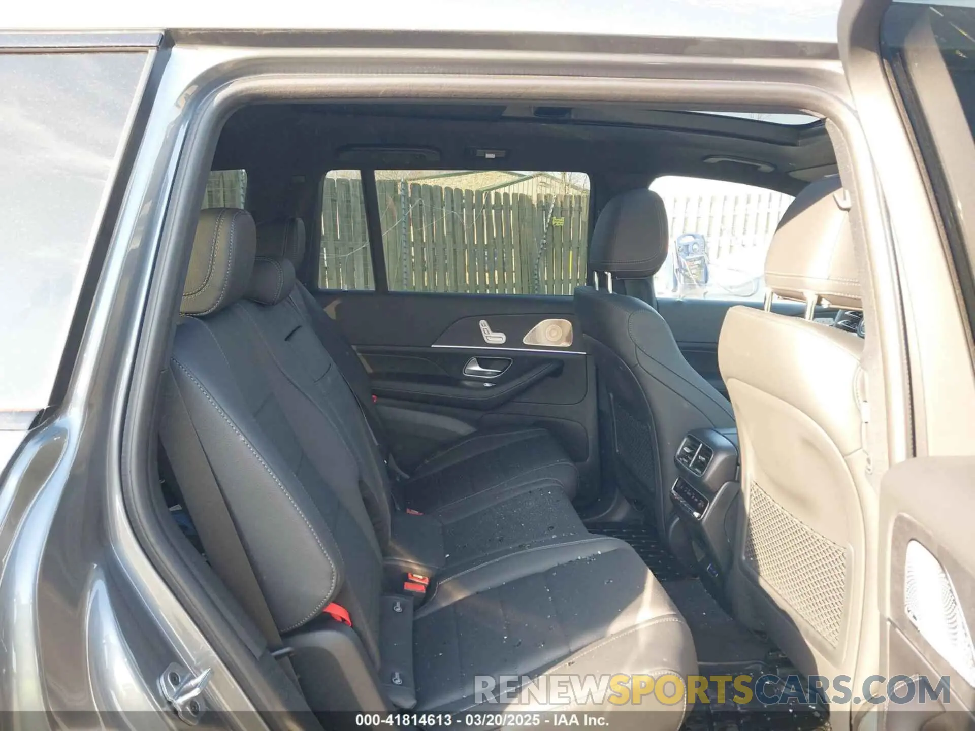 8 fotografías del automóvil dañado 4JGFF5KEXSB308035 MERCEDES-BENZ GLS 450 2025