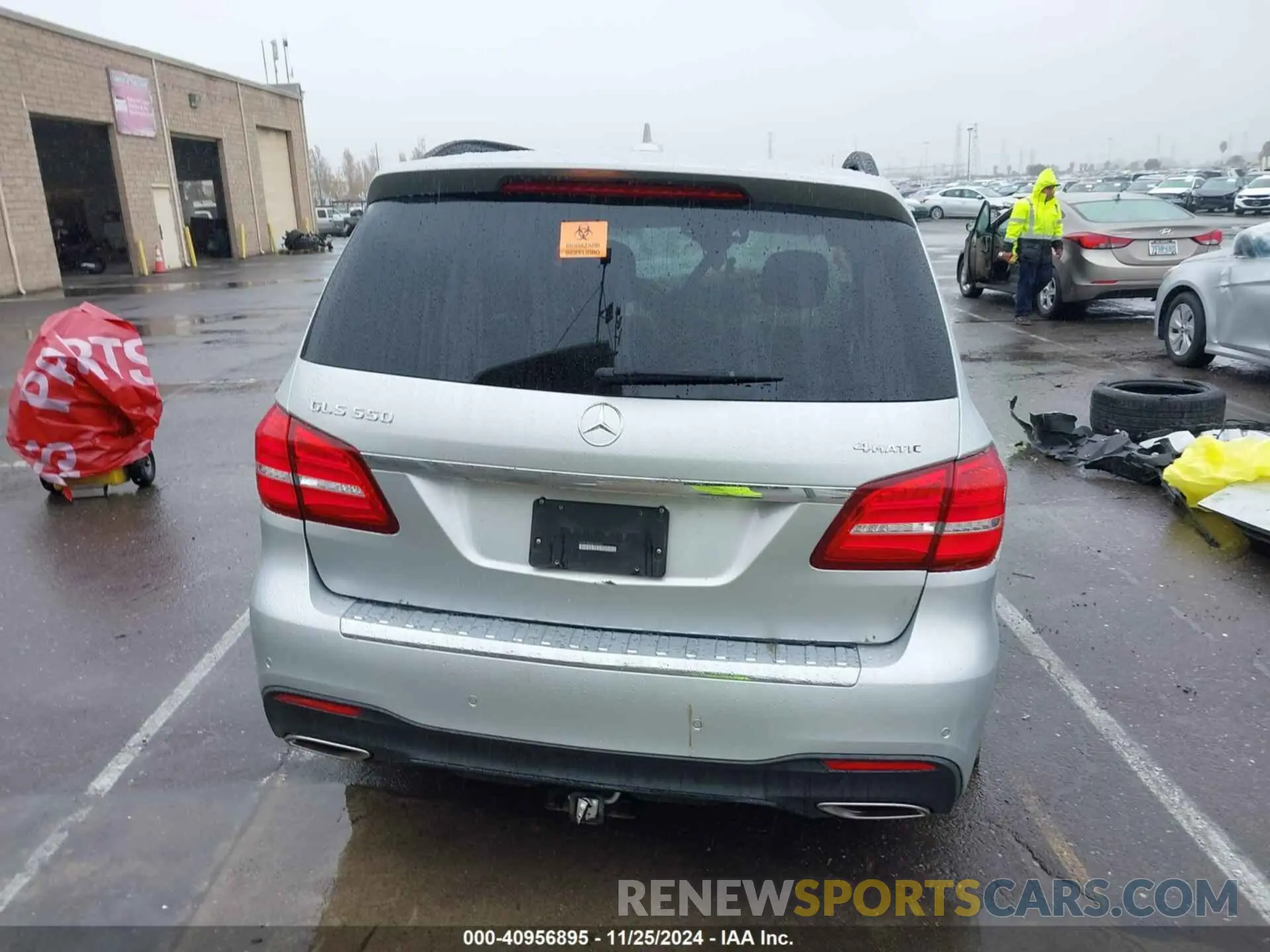 16 fotografías del automóvil dañado 4JGDF7DE8KB190406 MERCEDES-BENZ GLS 550 2019